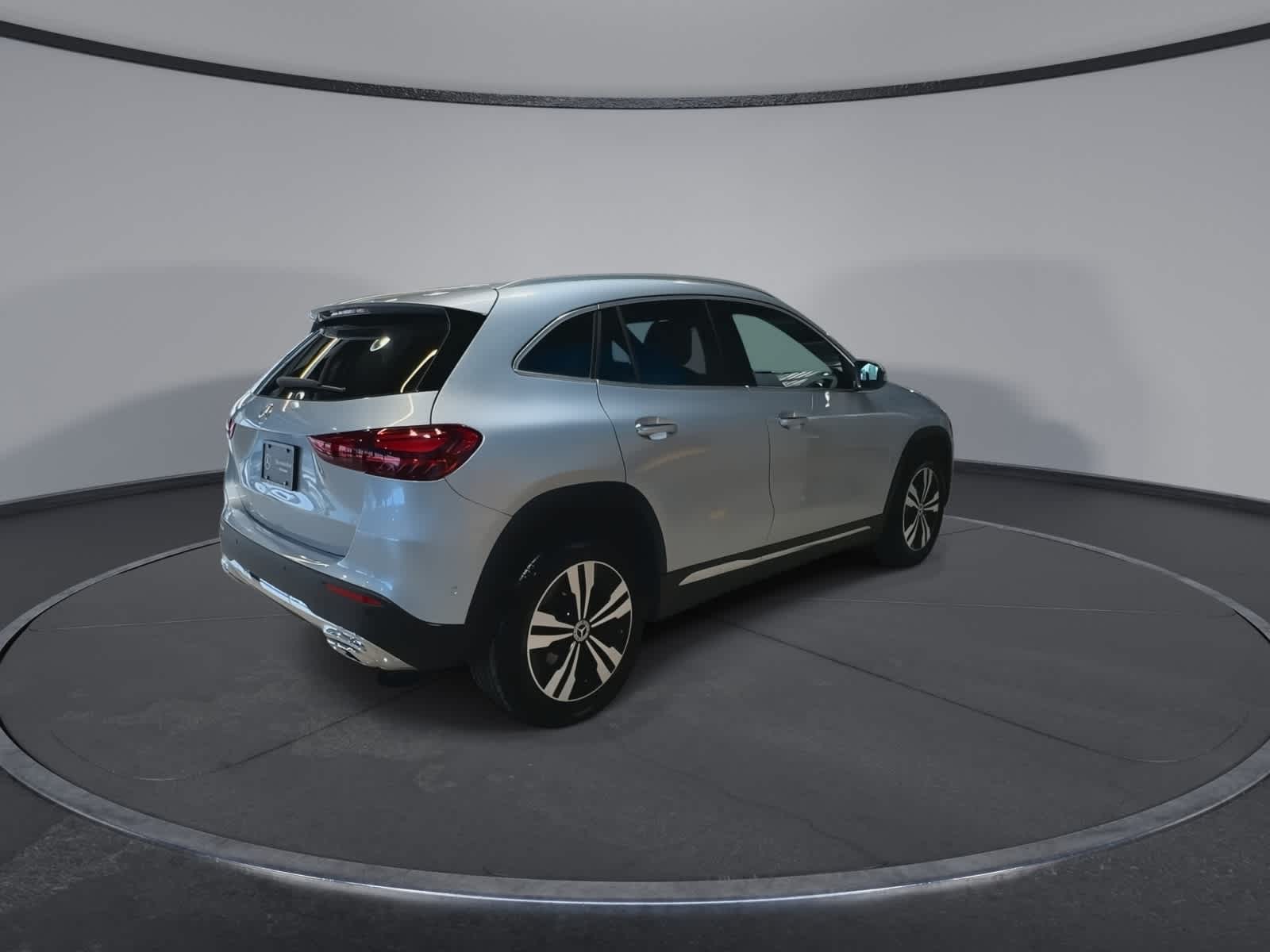 Thumbnail: 2024 Mercedes-Benz GLA - 11