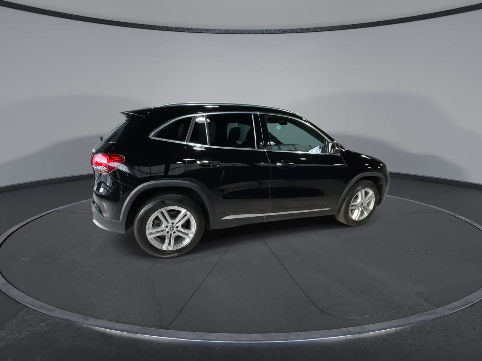 2021 Mercedes-Benz GLA 250 4MATIC 12