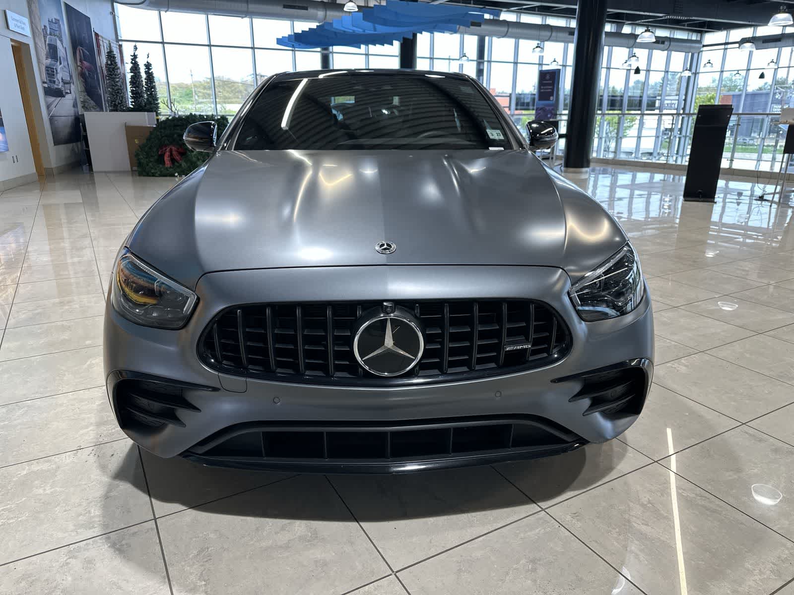 Thumbnail: 2022 Mercedes-Benz E-Class - 18