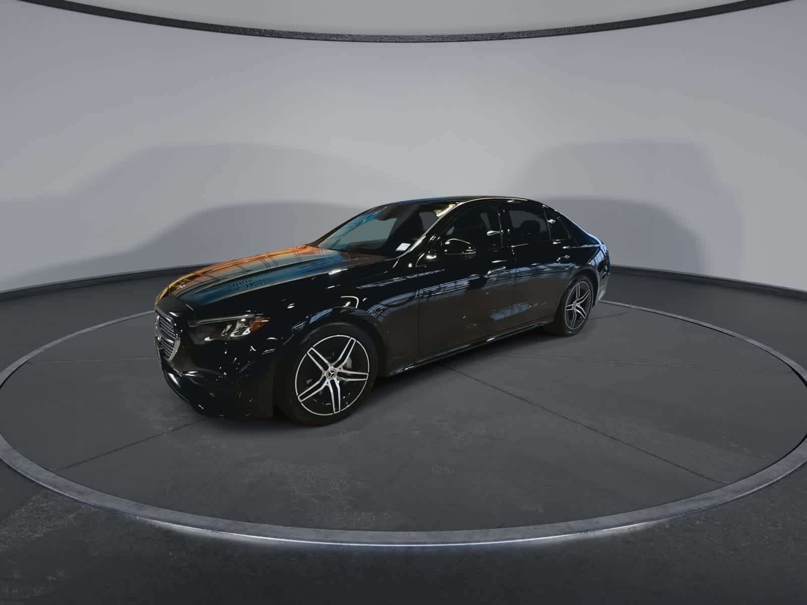 Thumbnail: 2025 Mercedes-Benz E-Class - 5
