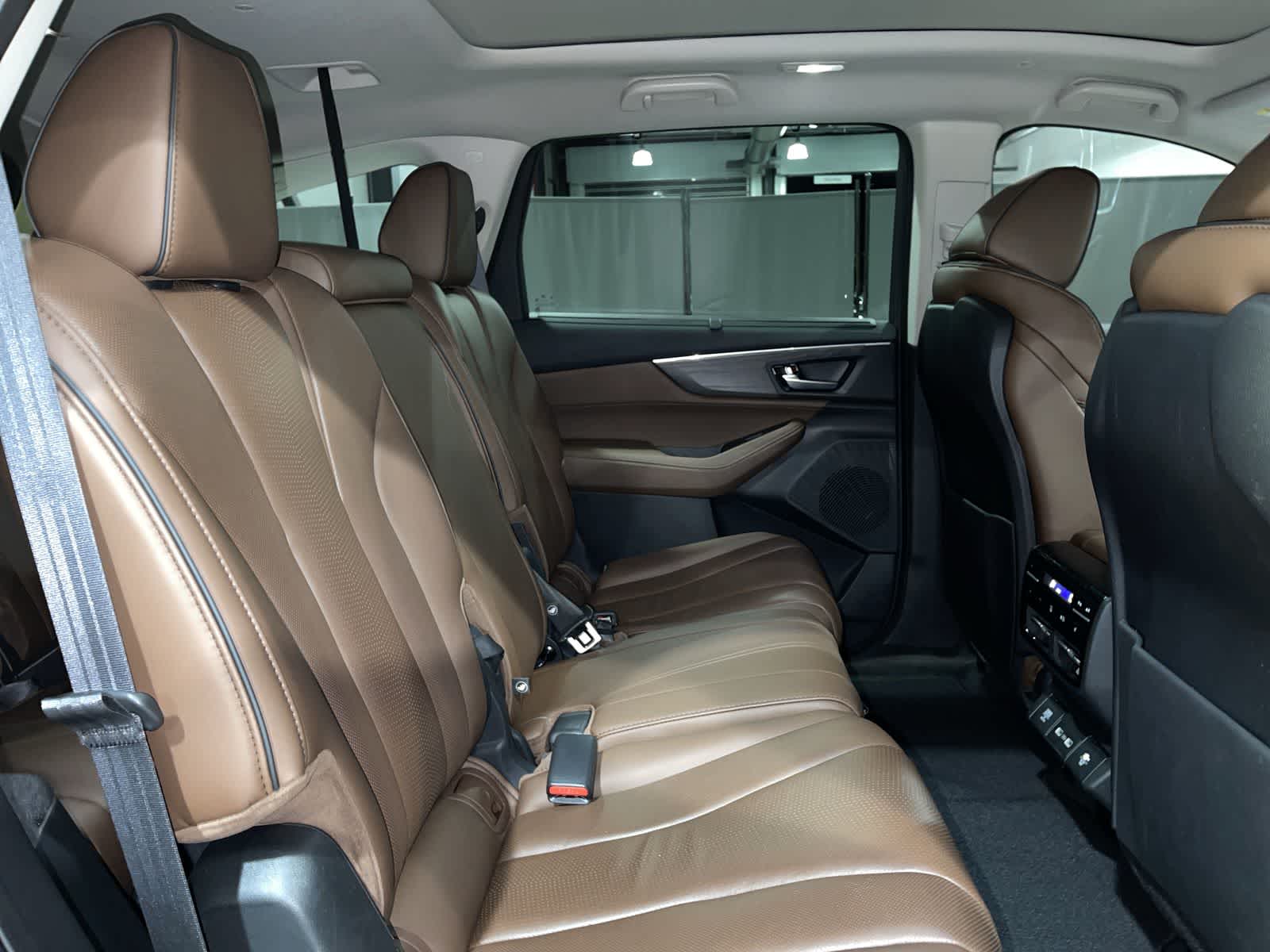 Thumbnail: 2023 Acura MDX - 25