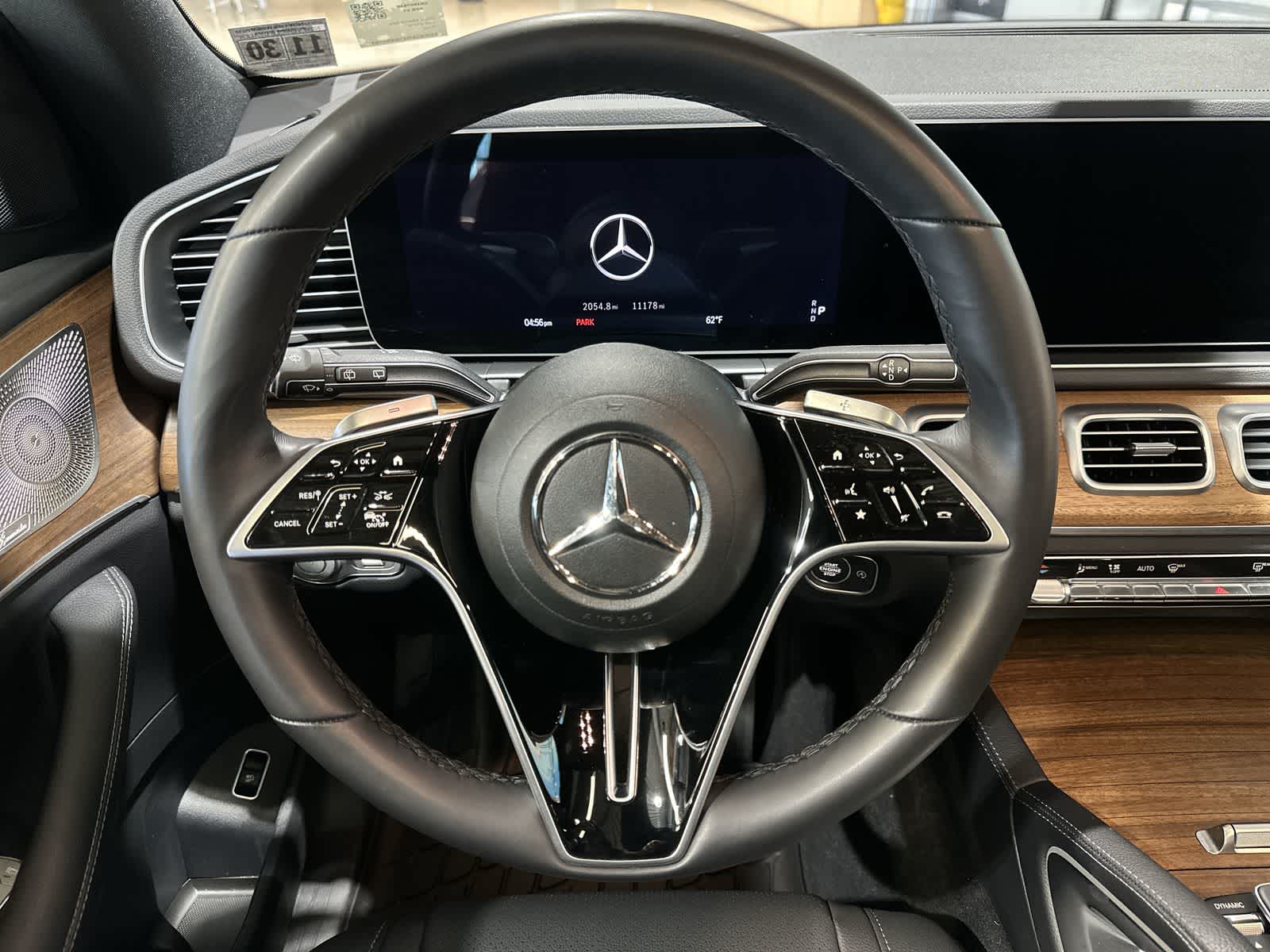 Thumbnail: 2025 Mercedes-Benz GLE - 27