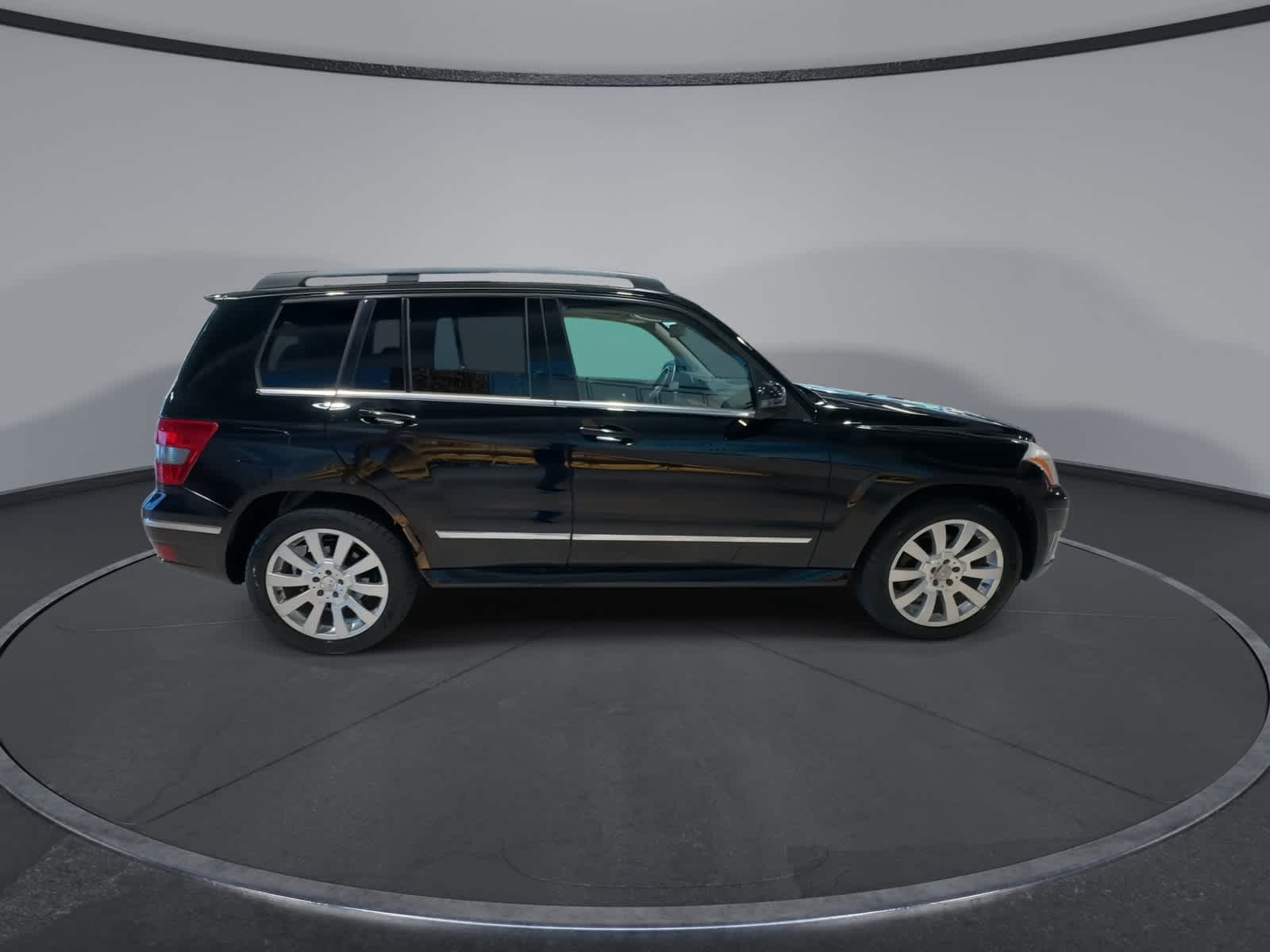 Thumbnail: 2010 Mercedes-Benz GLK - 13