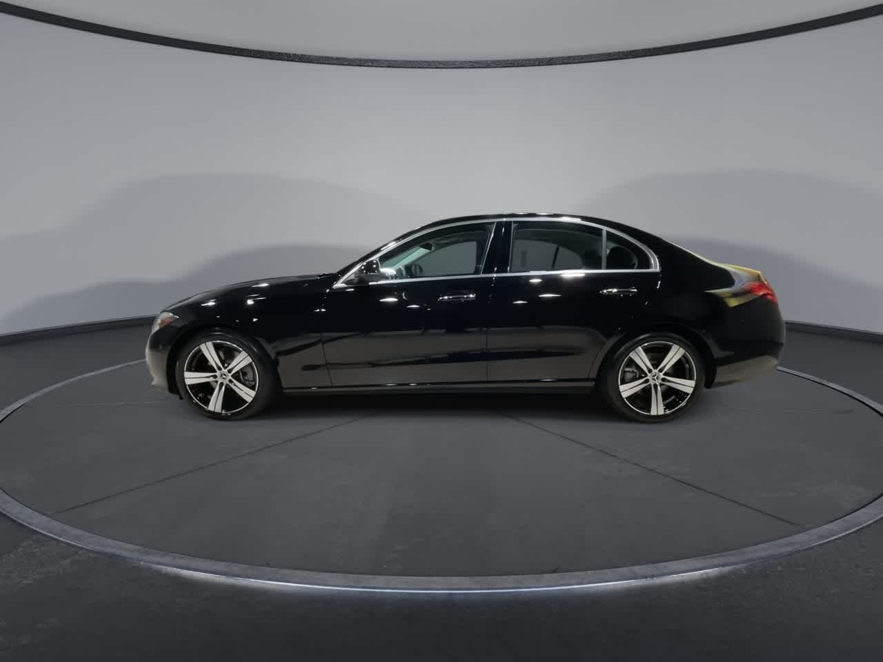 Thumbnail: 2025 Mercedes-Benz C-Class - 6