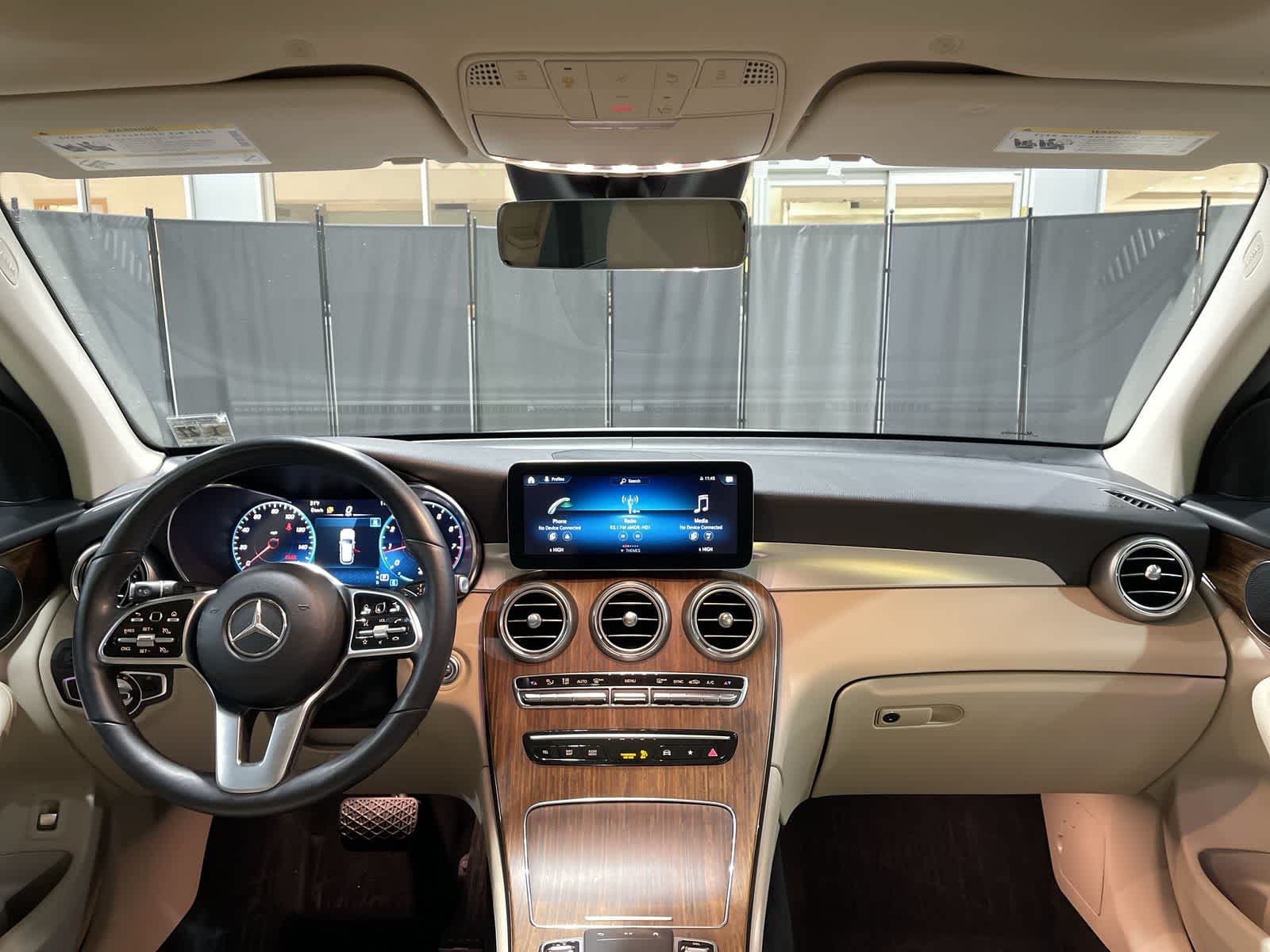 Thumbnail: 2022 Mercedes-Benz GLC - 22