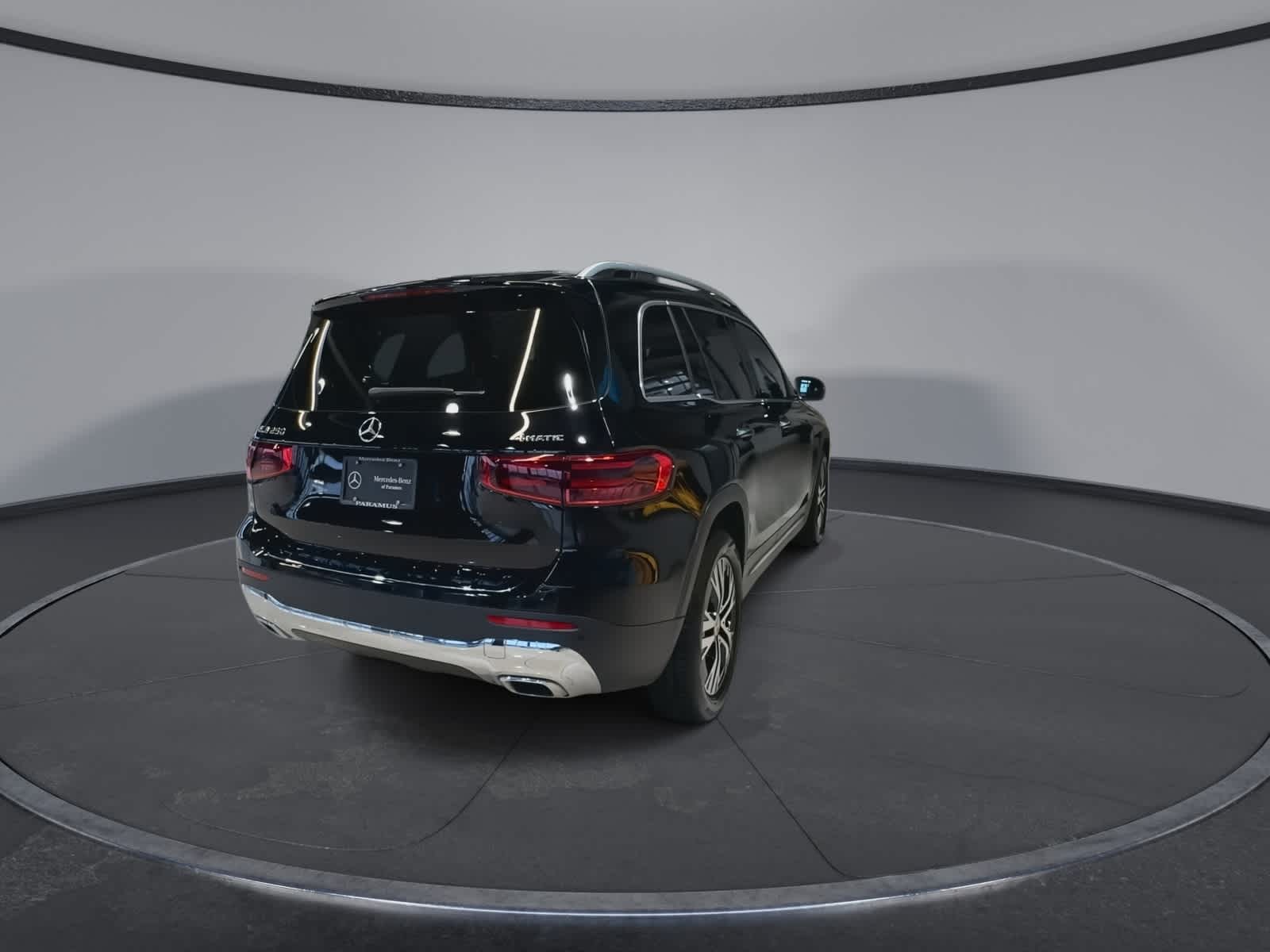 Thumbnail: 2025 Mercedes-Benz GLB - 11