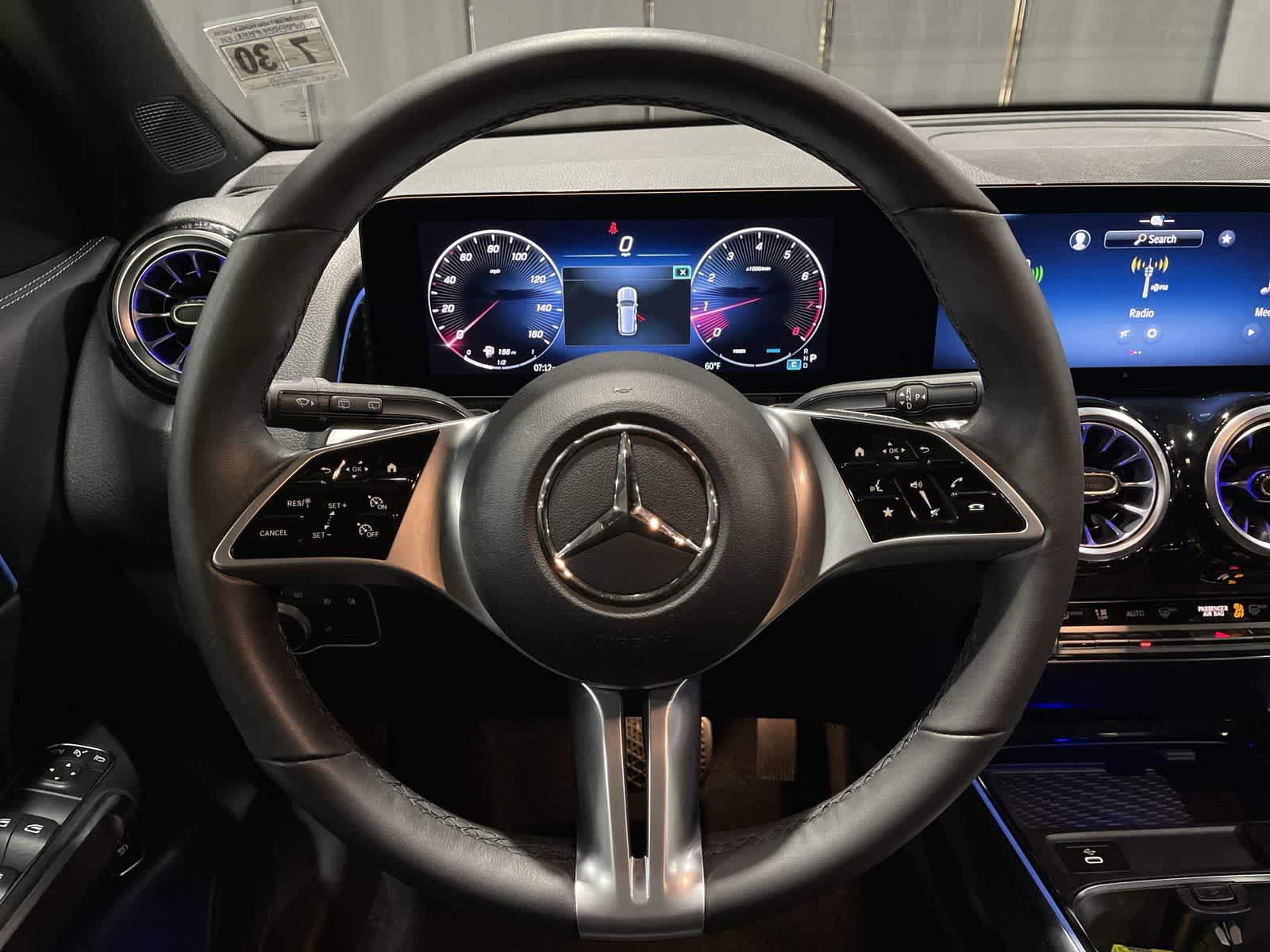 Thumbnail: 2025 Mercedes-Benz GLB - 27