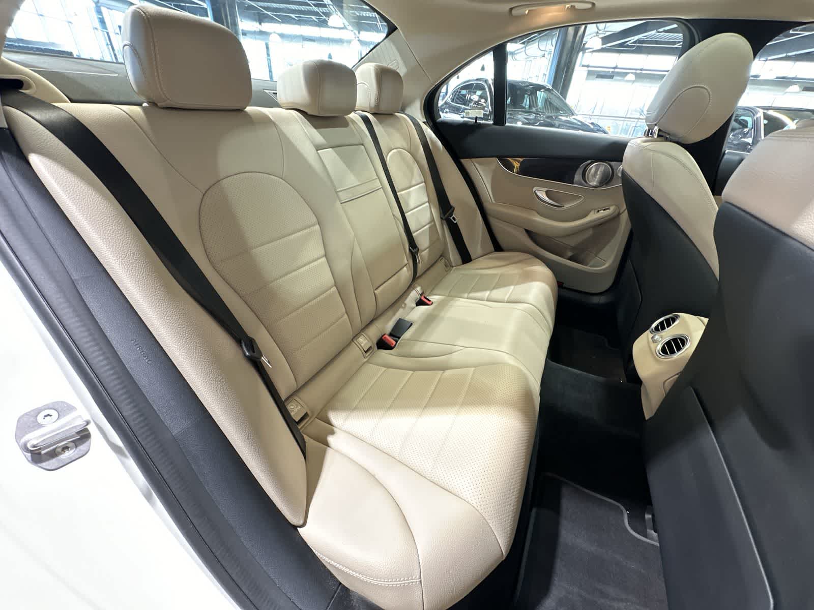 Thumbnail: 2021 Mercedes-Benz C-Class - 25