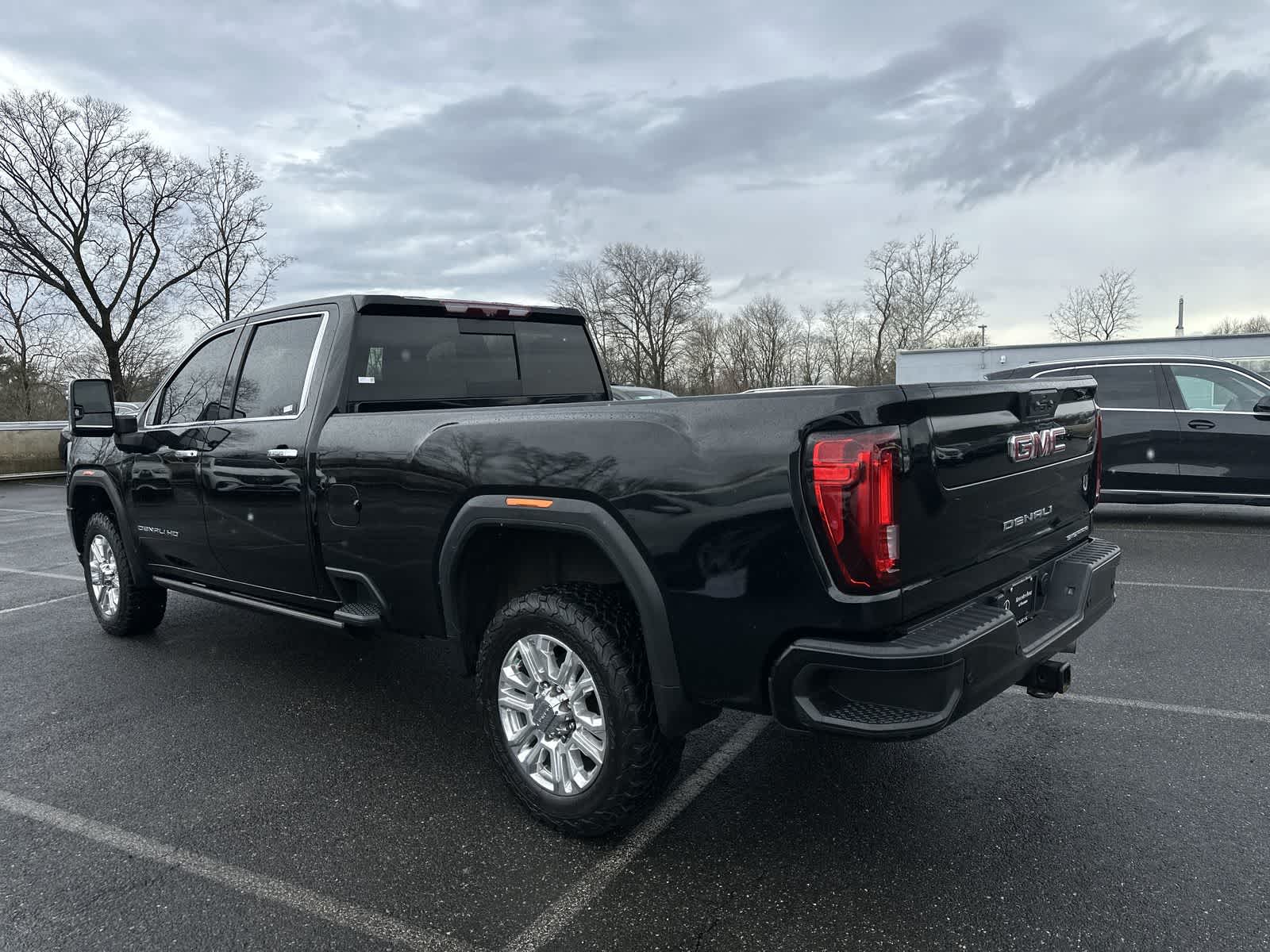 Thumbnail: 2022 GMC Sierra 3500 - 16