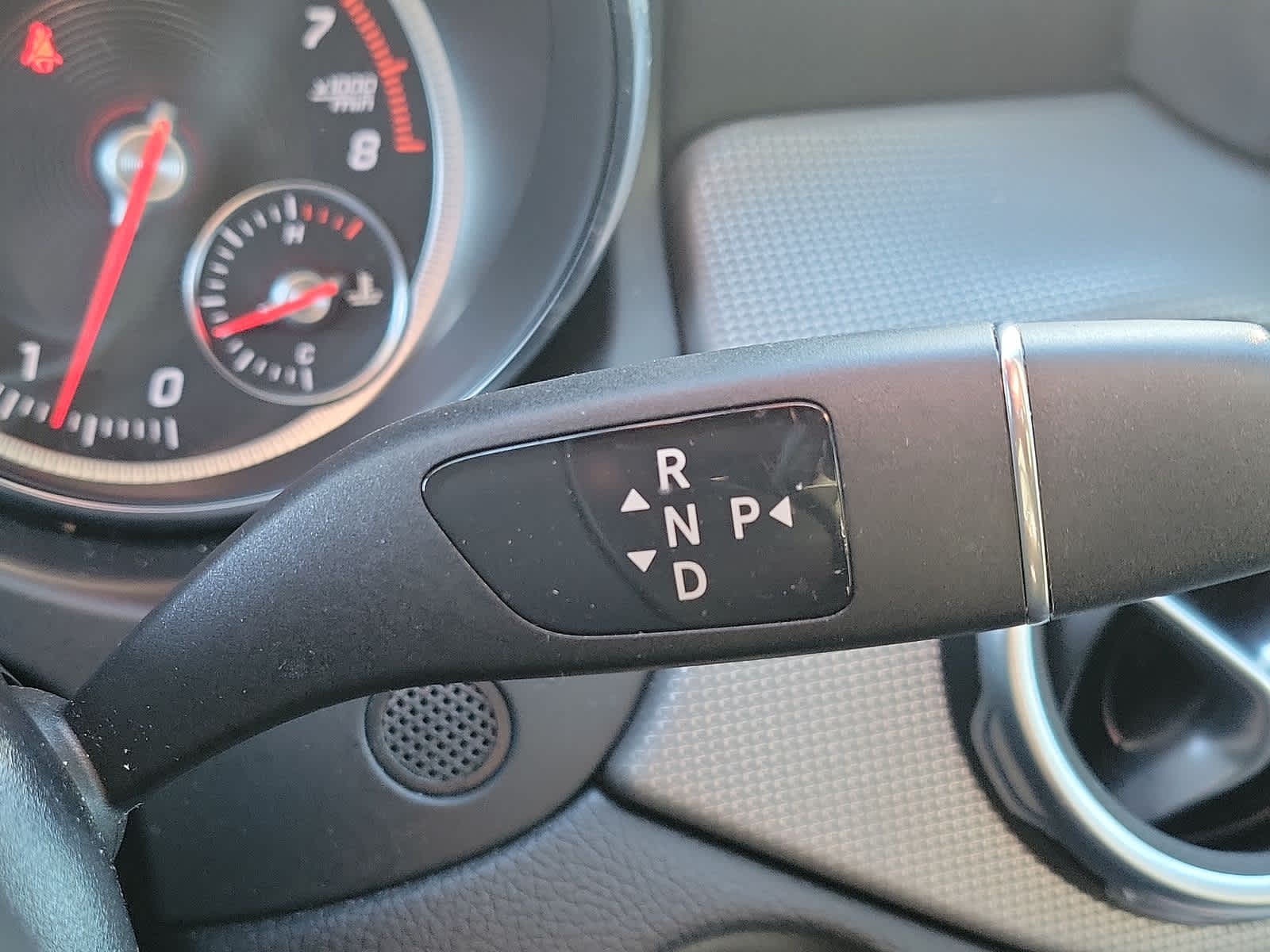 Thumbnail: 2020 Mercedes-Benz GLA - 12