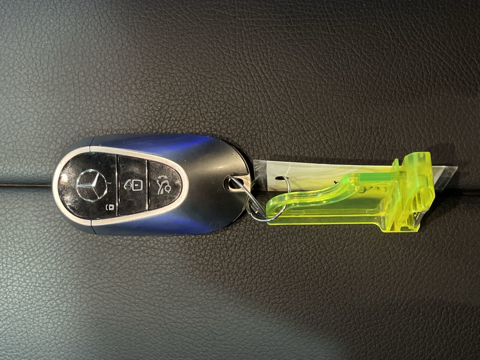 Thumbnail: 2023 Mercedes-Benz S-Class - 32