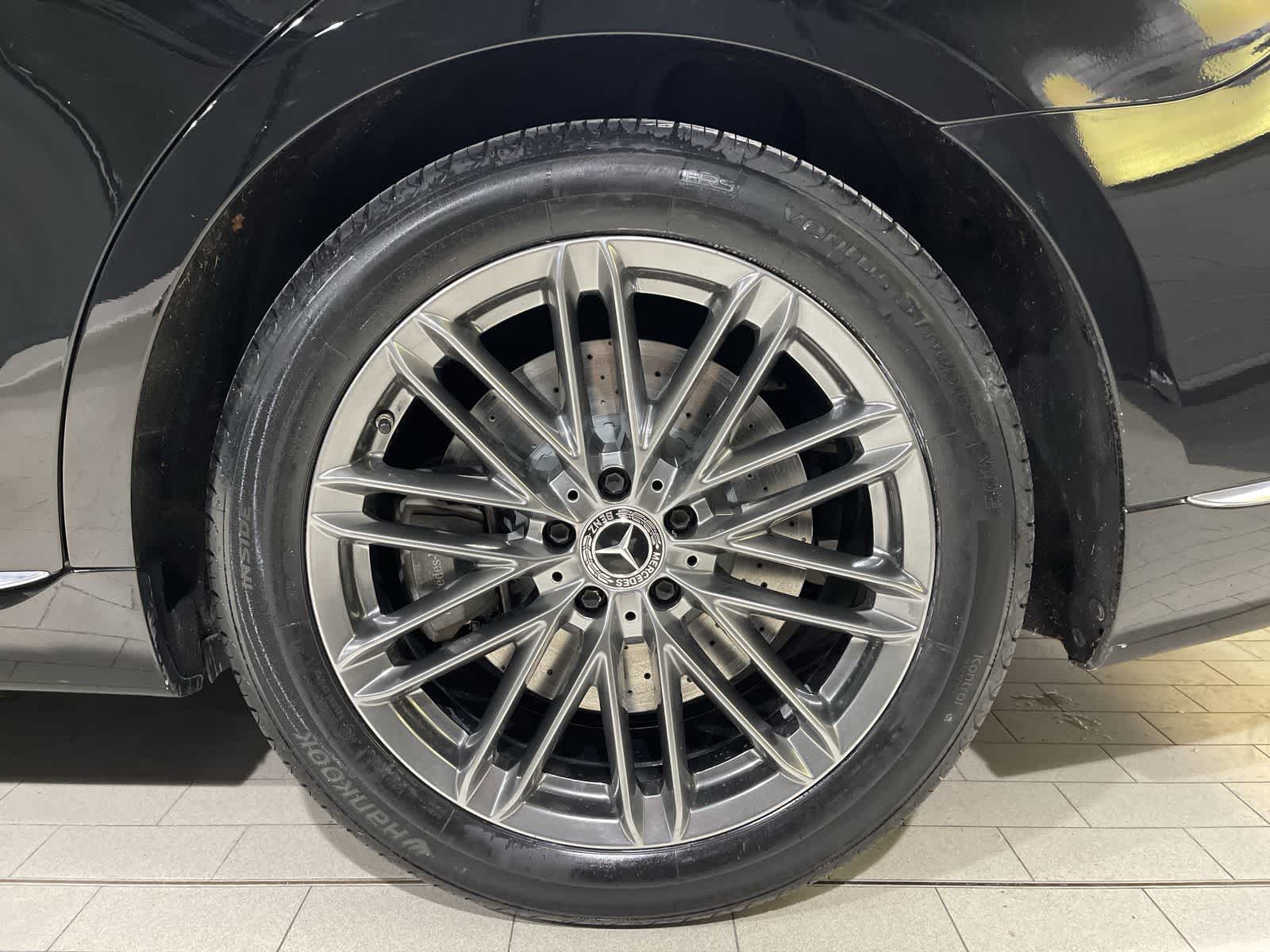 Thumbnail: 2022 Mercedes-Benz S-Class - 20