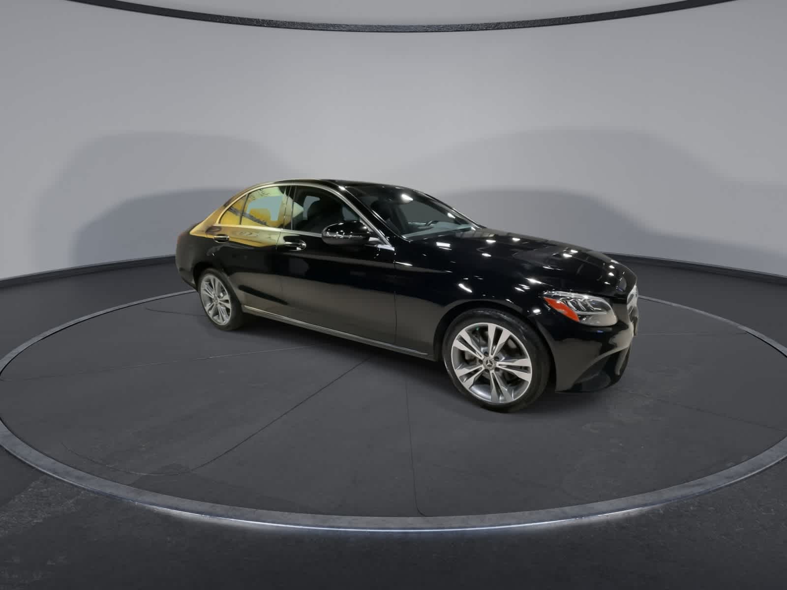 2019 Mercedes Benz C 300 4MATIC photo 2