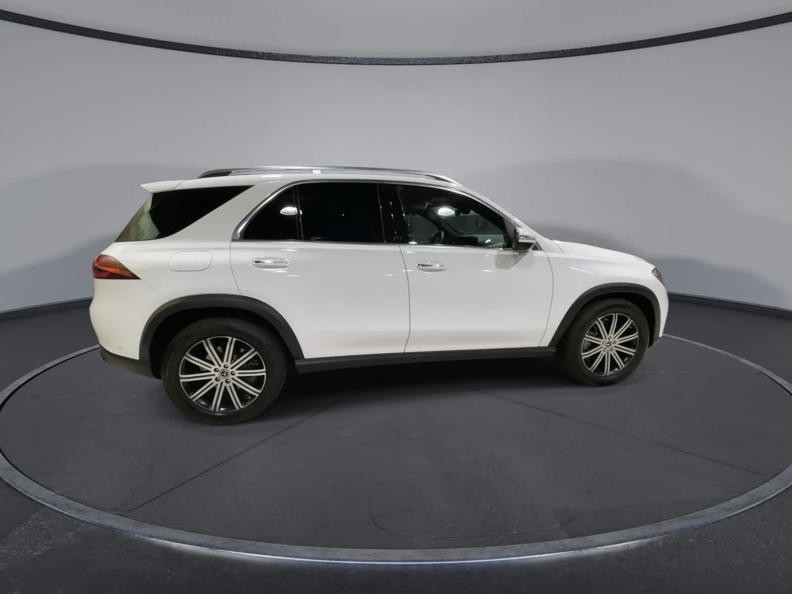 Thumbnail: 2025 Mercedes-Benz GLE - 11
