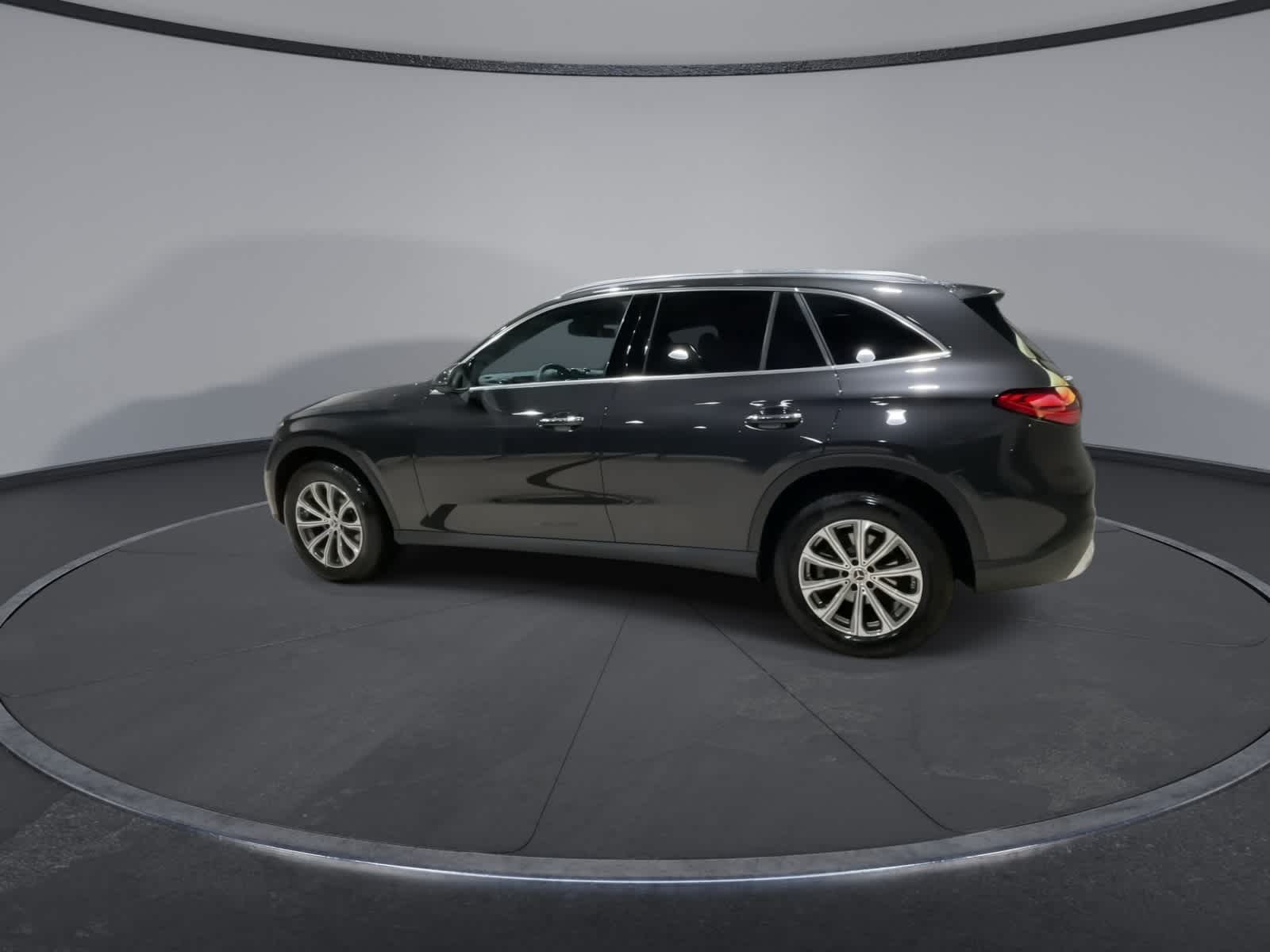 Thumbnail: 2025 Mercedes-Benz GLC - 8