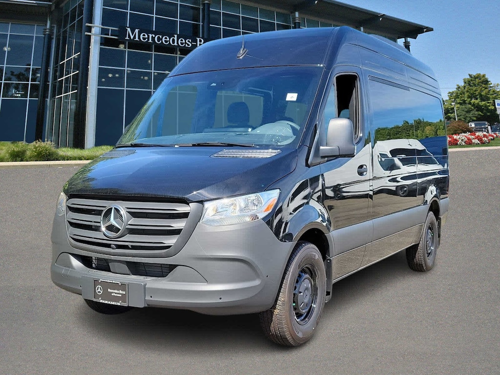 New 2024 Mercedes-Benz Sprinter 2500 Standard Roof 4-Cyl Diesel HO Van