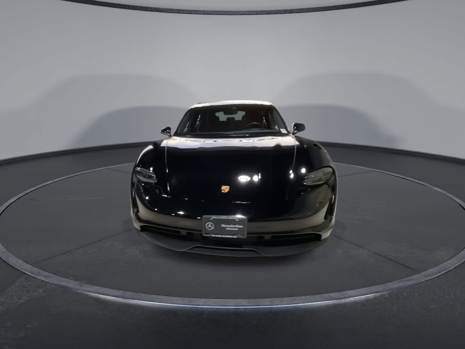 Thumbnail: 2021 Porsche Taycan - 4
