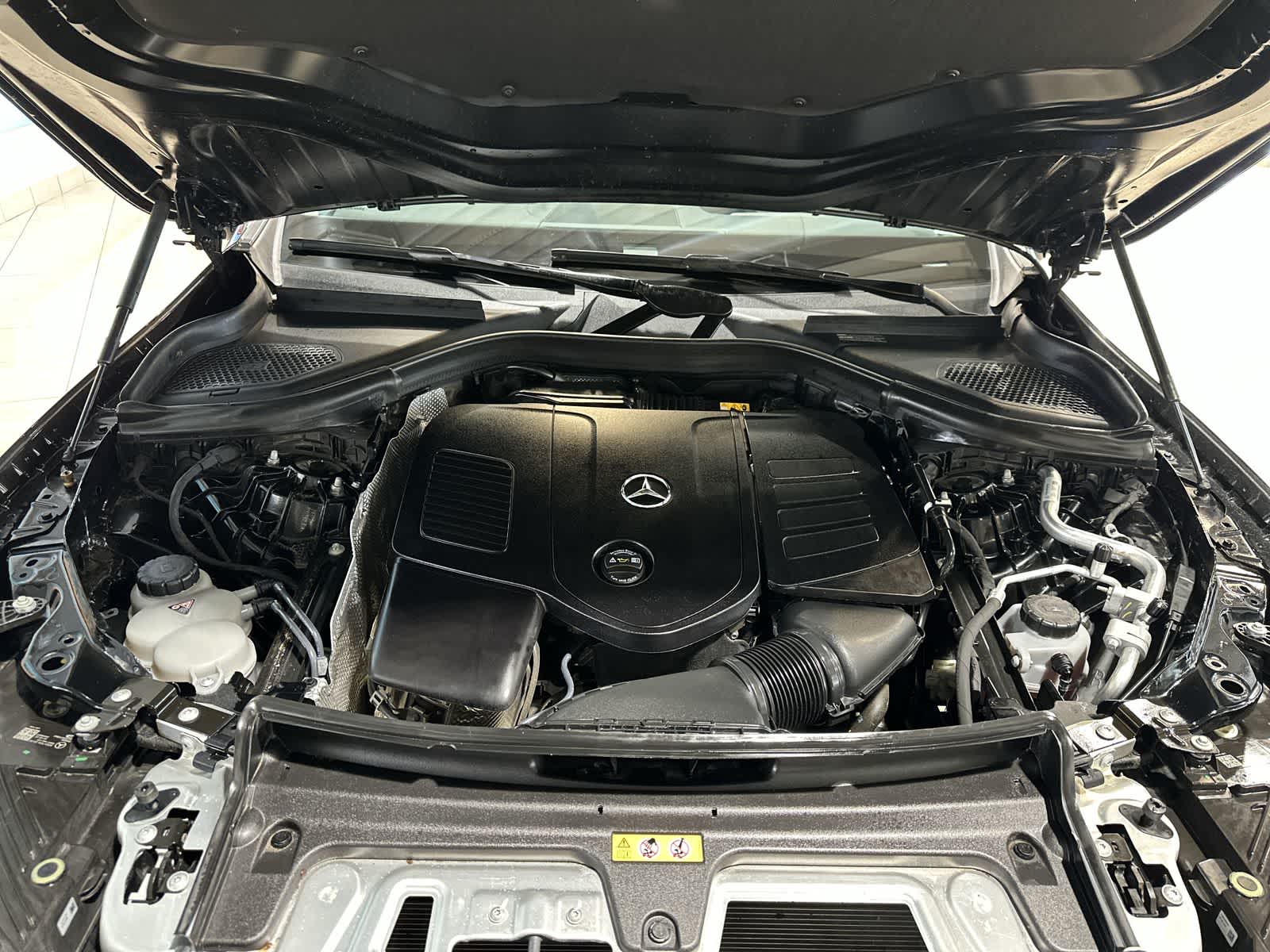 Thumbnail: 2023 Mercedes-Benz GLC - 21