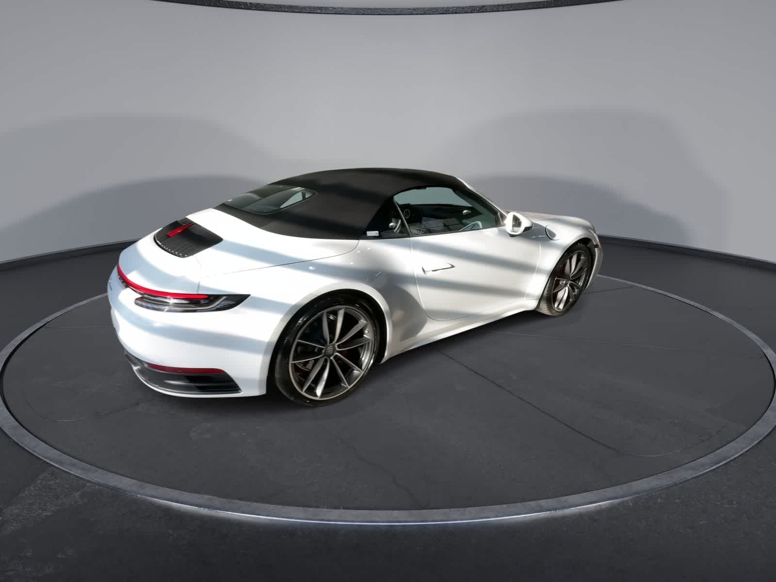 Thumbnail: 2020 Porsche 911 - 12