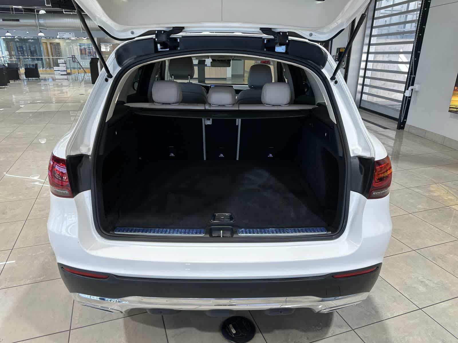 Thumbnail: 2022 Mercedes-Benz GLC - 31