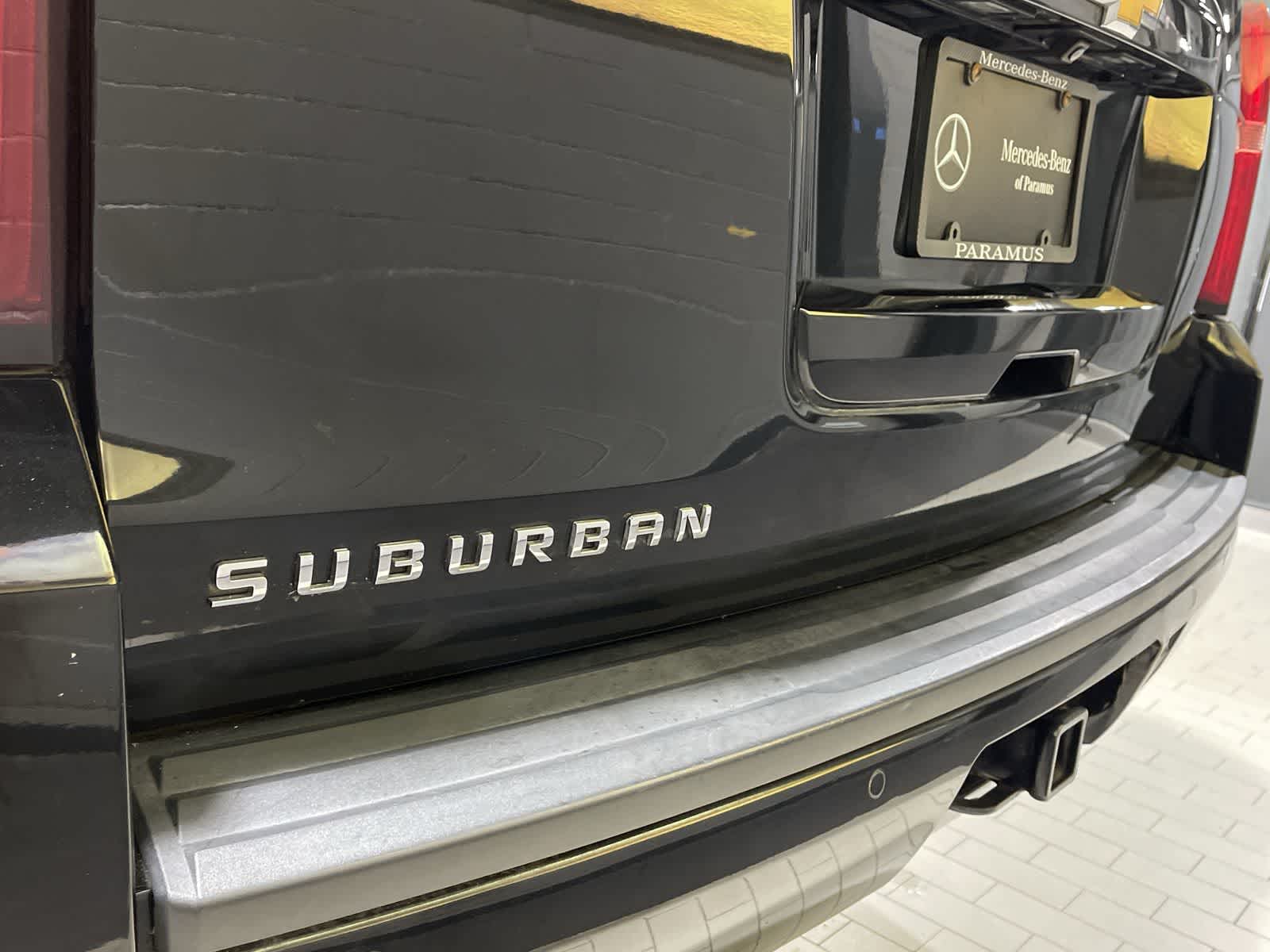 Thumbnail: 2016 Chevrolet Suburban - 19