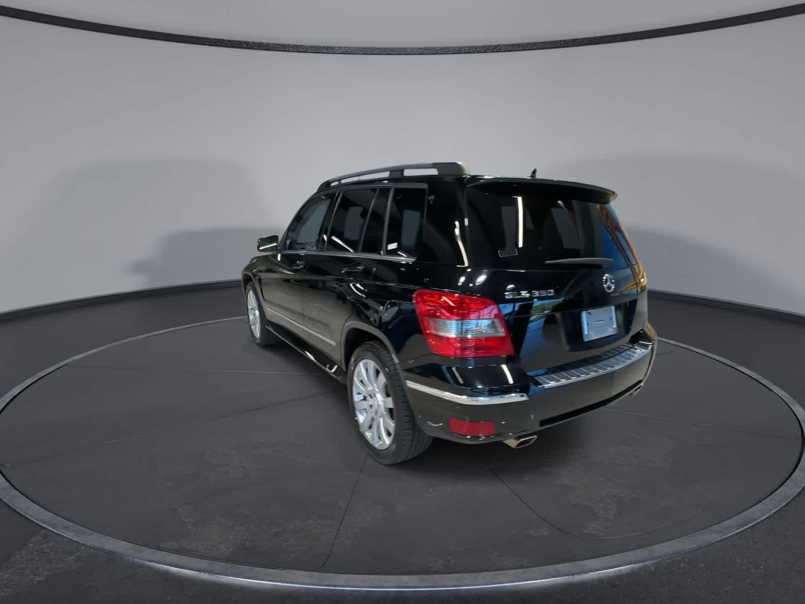 Thumbnail: 2010 Mercedes-Benz GLK - 9