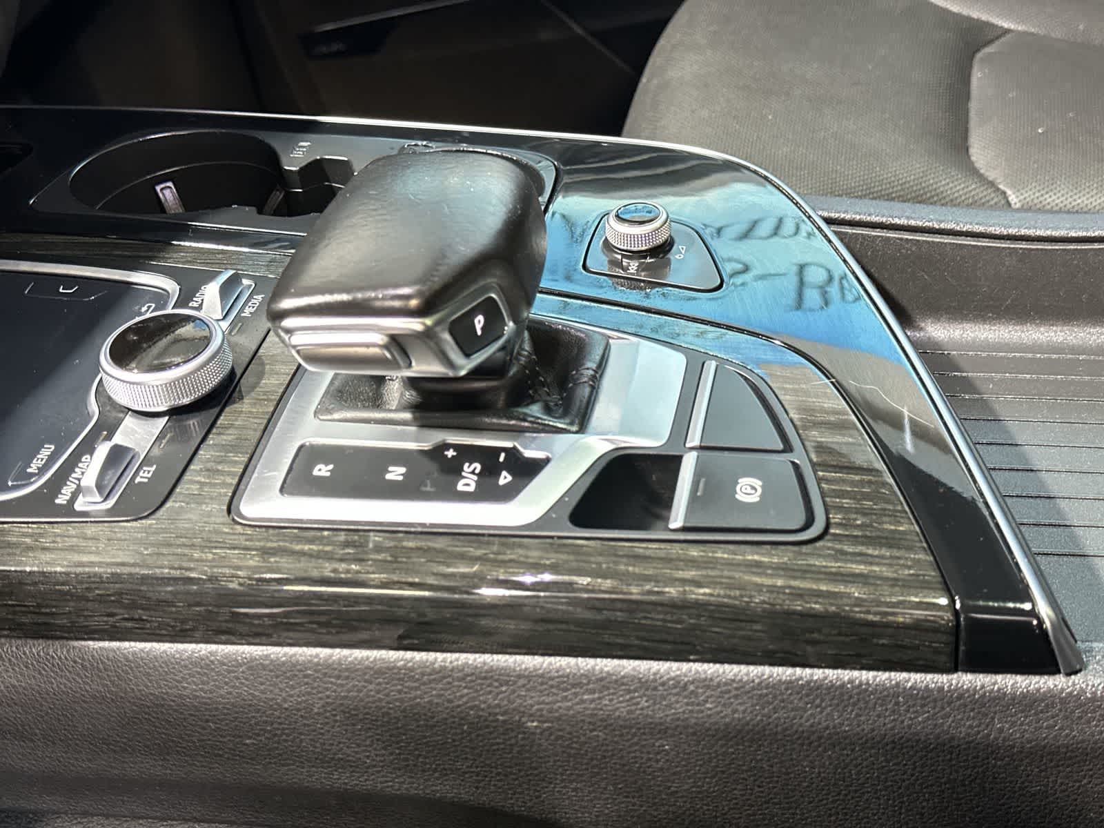 Thumbnail: 2017 Audi Q7 - 29