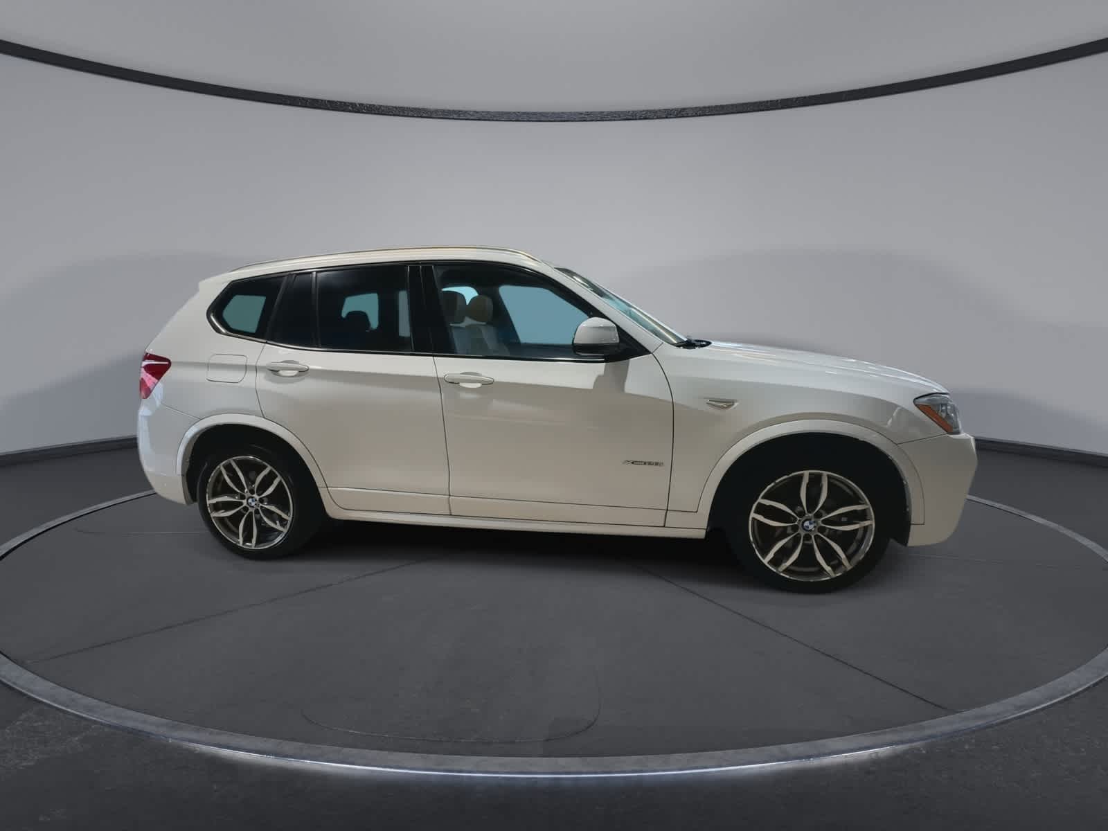 Thumbnail: 2016 BMW X3 - 13