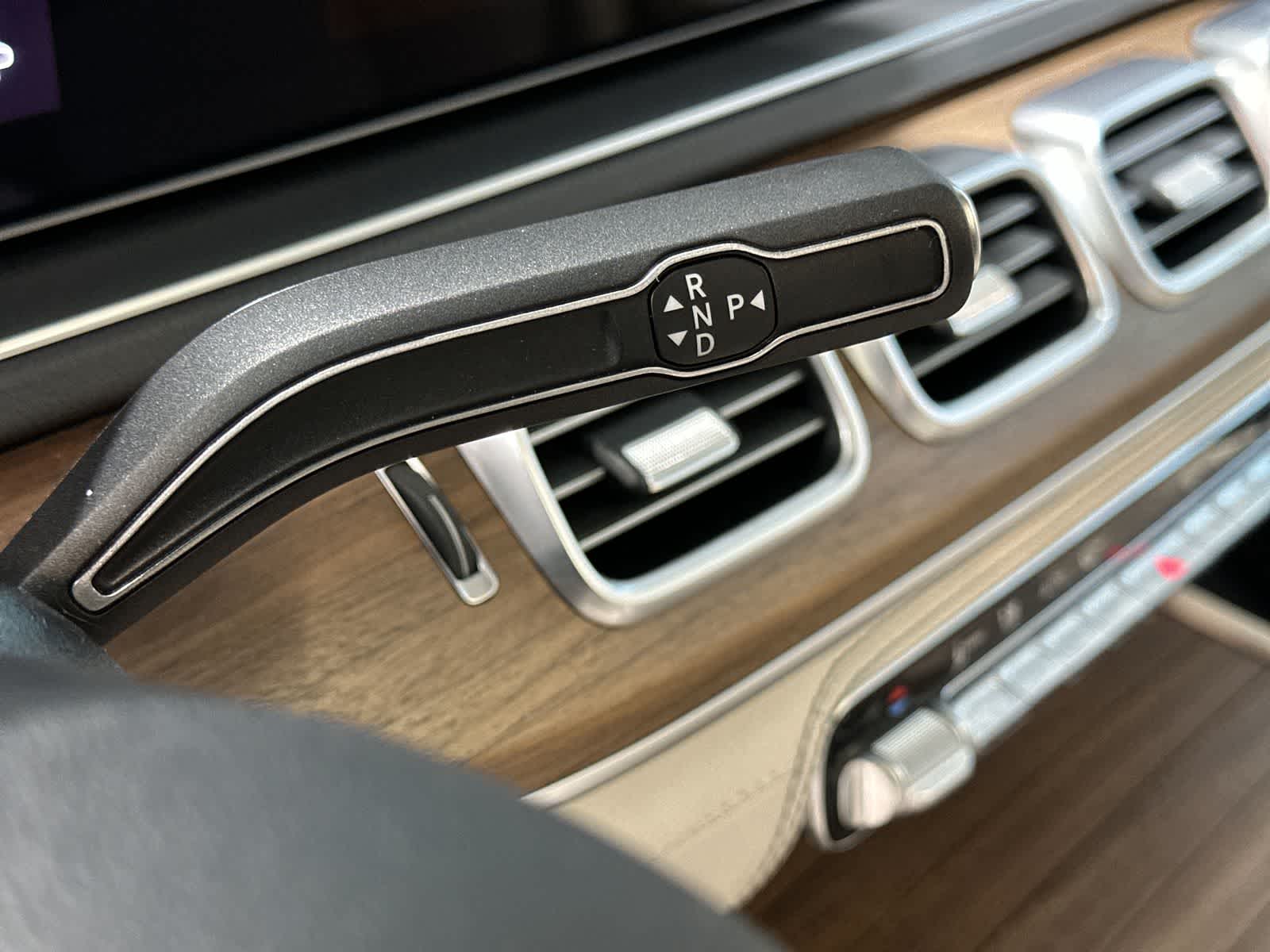 Thumbnail: 2024 Mercedes-Benz GLE - 29