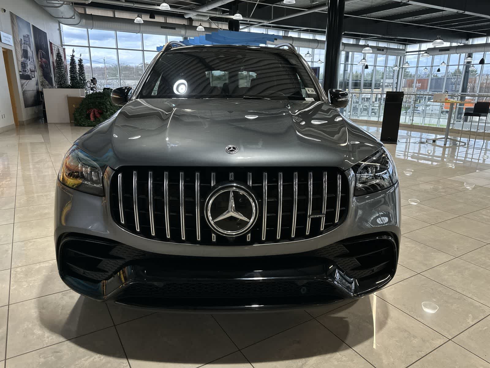 Thumbnail: 2023 Mercedes-Benz GL-Class - 18