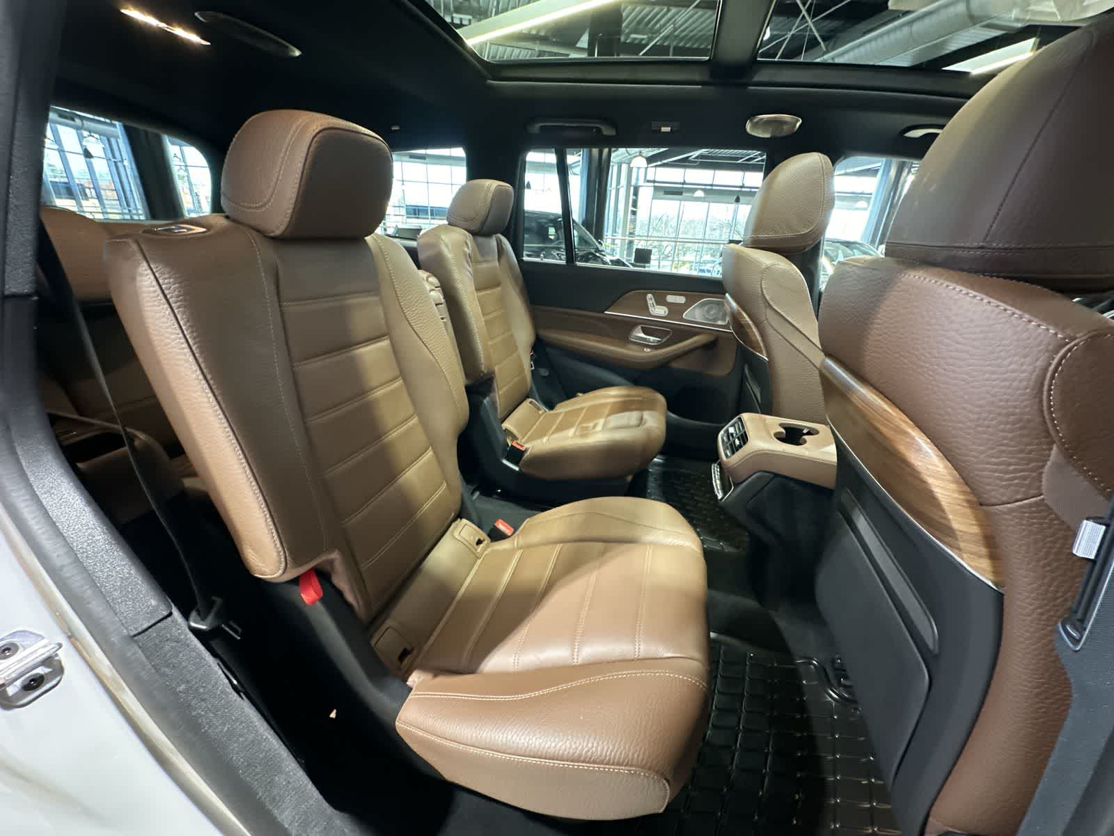 Thumbnail: 2024 Mercedes-Benz GLS - 25