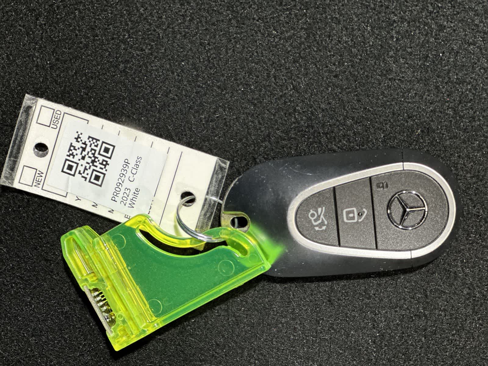 Thumbnail: 2023 Mercedes-Benz C-Class - 32