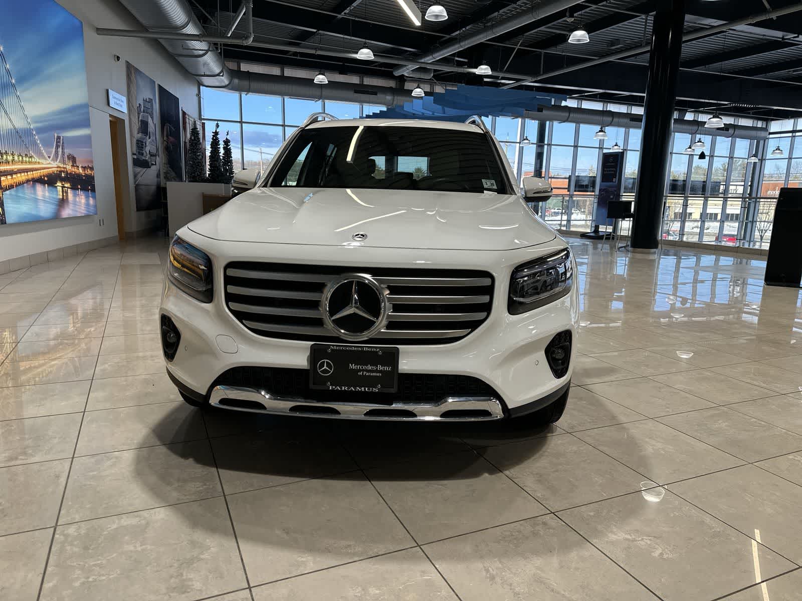 Thumbnail: 2025 Mercedes-Benz GLB - 18