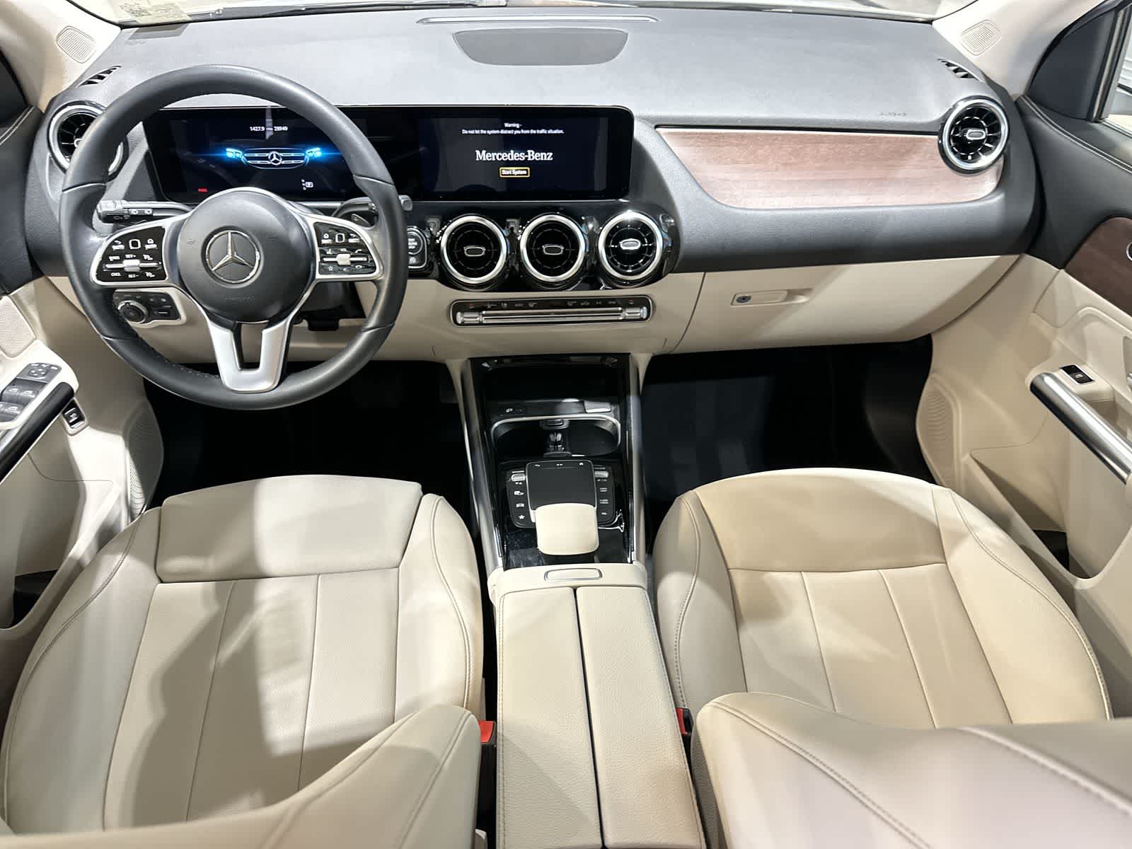 Thumbnail: 2022 Mercedes-Benz GLA - 22