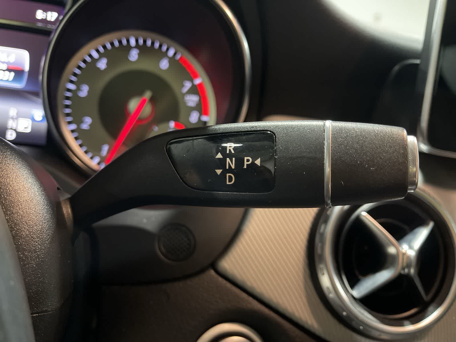 Thumbnail: 2017 Mercedes-Benz GLA - 29