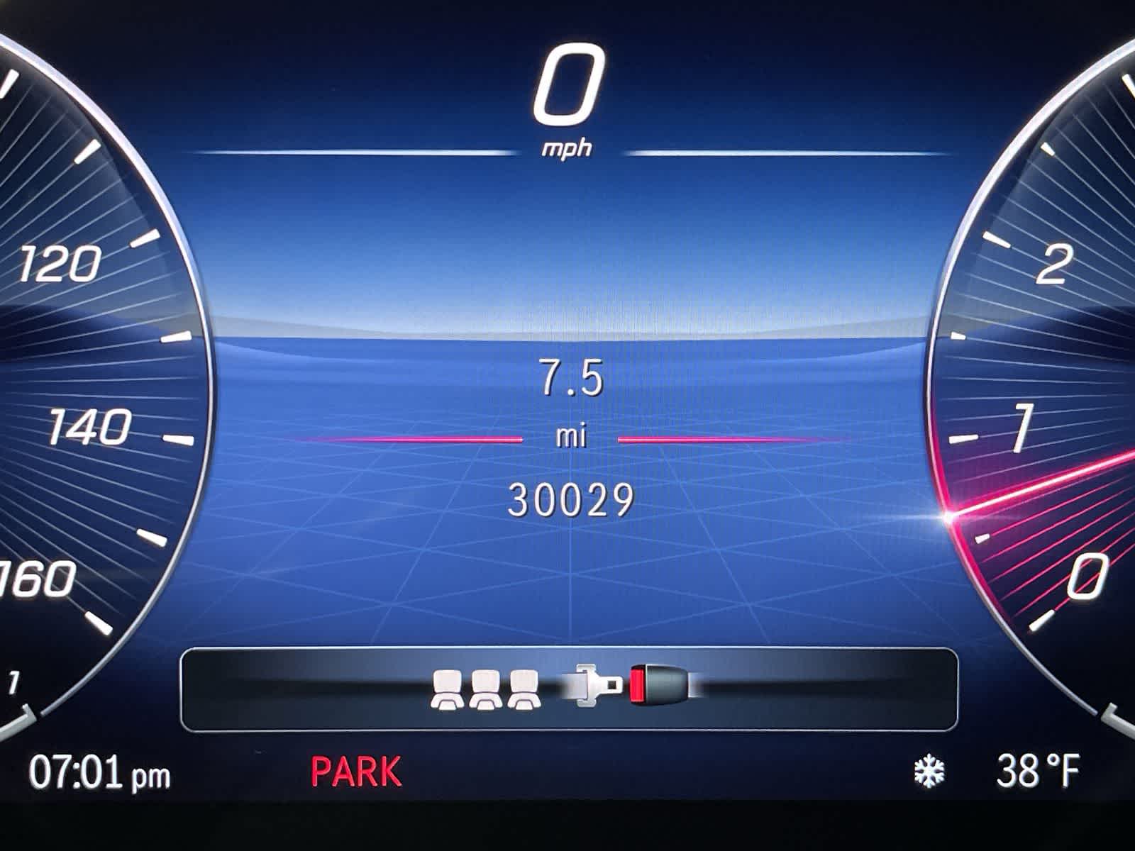 Thumbnail: 2023 Mercedes-Benz C-Class - 30