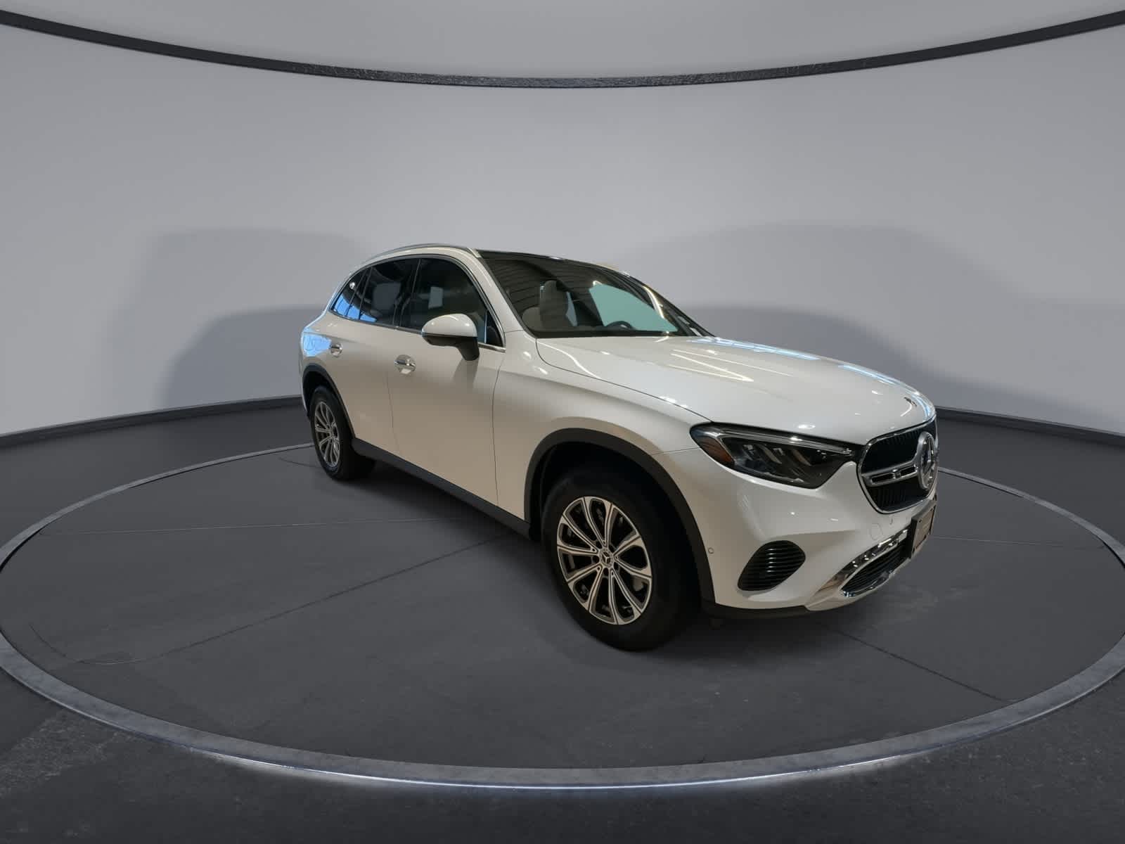 Thumbnail: 2026 Mercedes-Benz GLC - 2