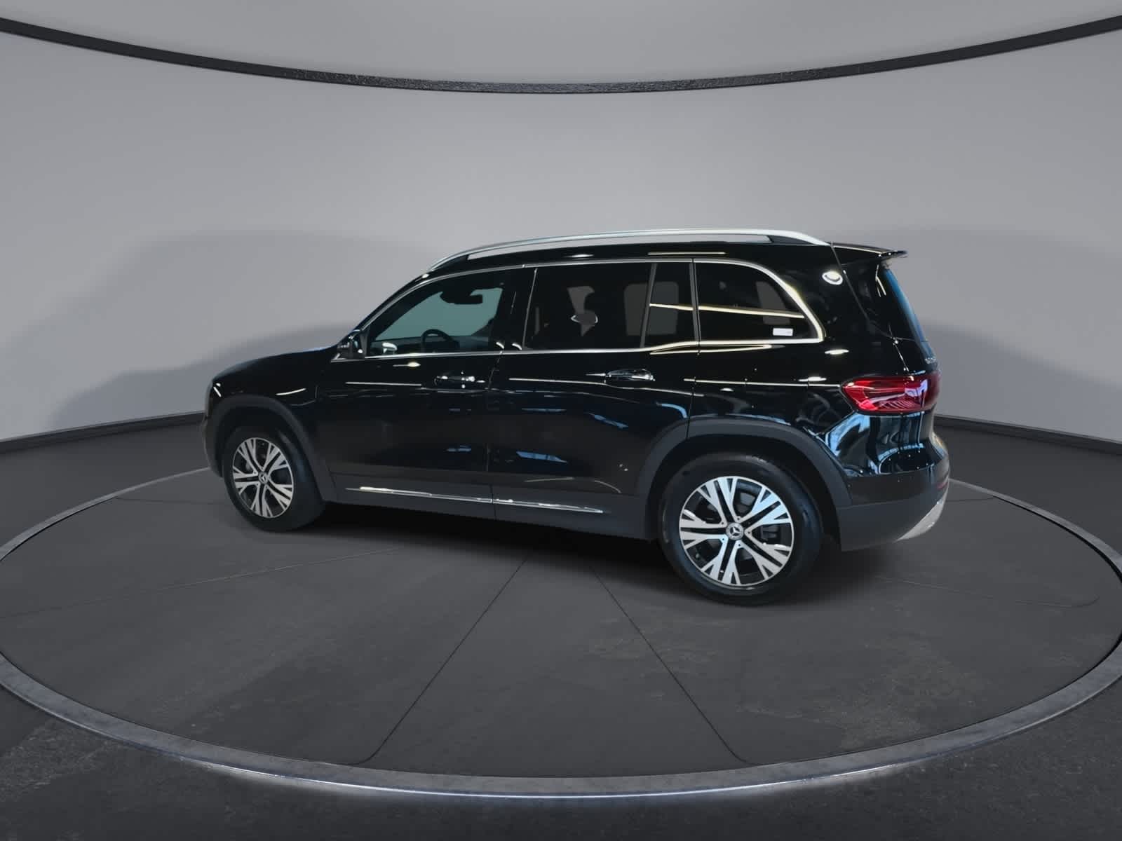 Thumbnail: 2025 Mercedes-Benz GLB - 8