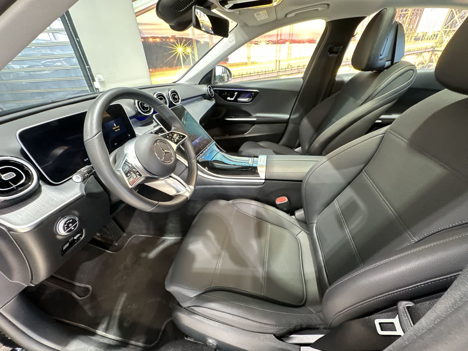 Thumbnail: 2025 Mercedes-Benz C-Class - 14