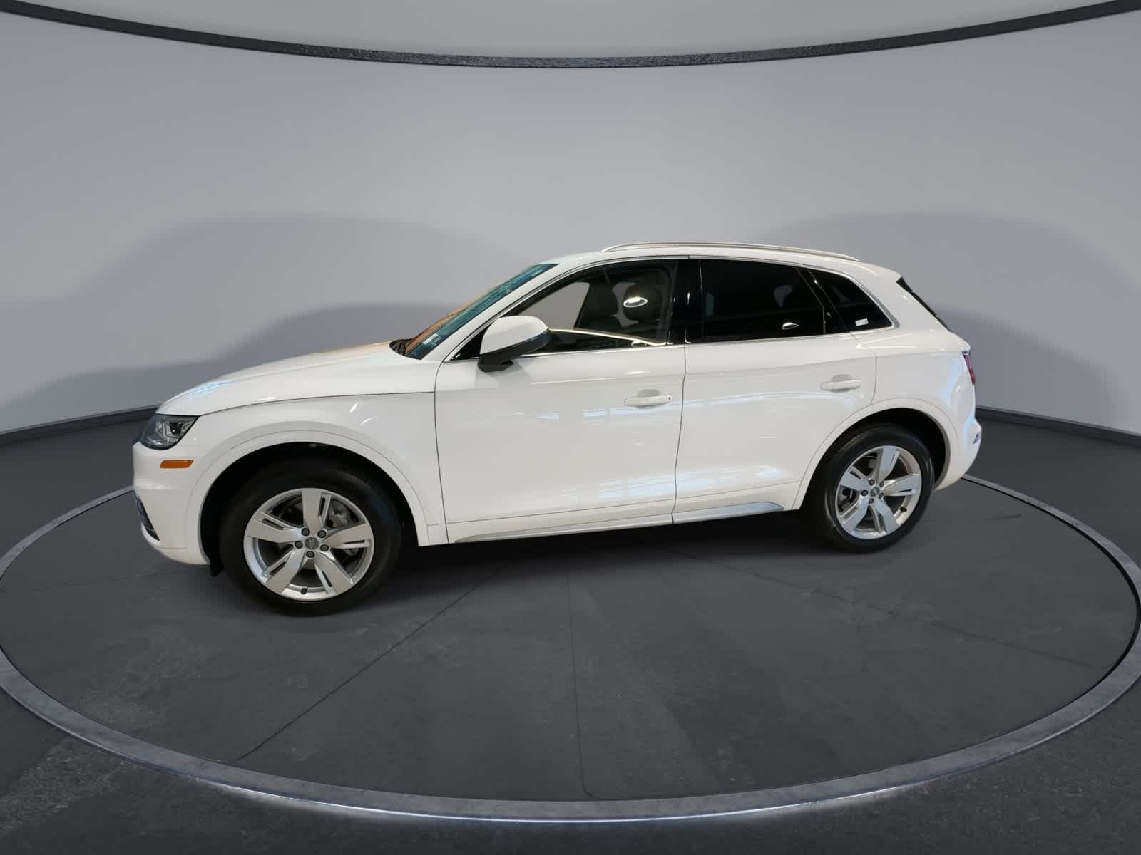 Thumbnail: 2019 Audi Q5 - 6