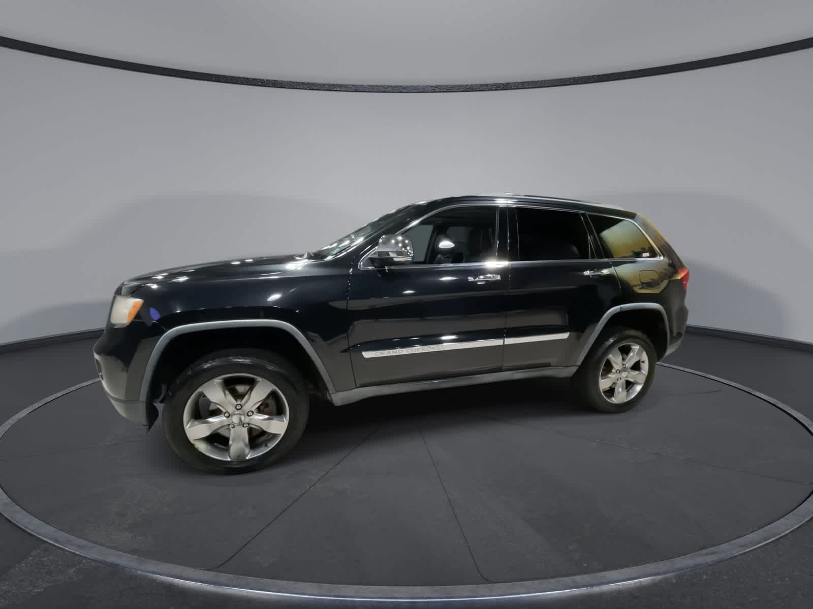 Thumbnail: 2011 Jeep Grand Cherokee - 6