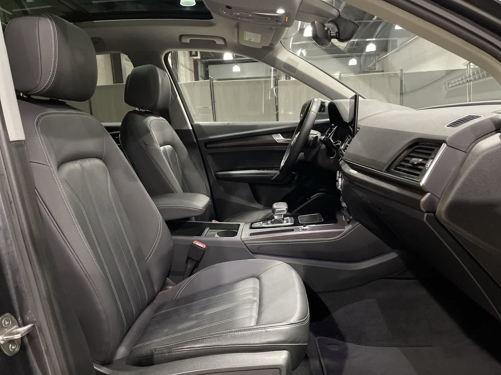 Thumbnail: 2023 Audi Q5 - 26