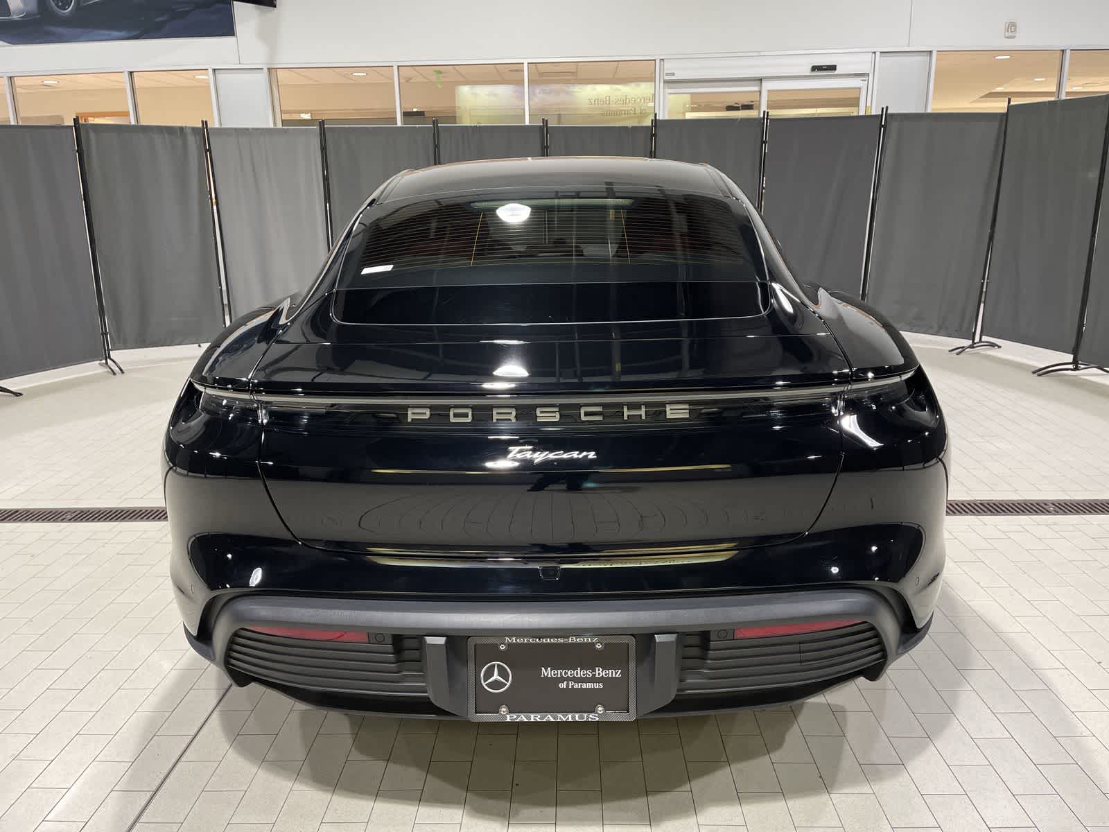 Thumbnail: 2023 Porsche Taycan - 17