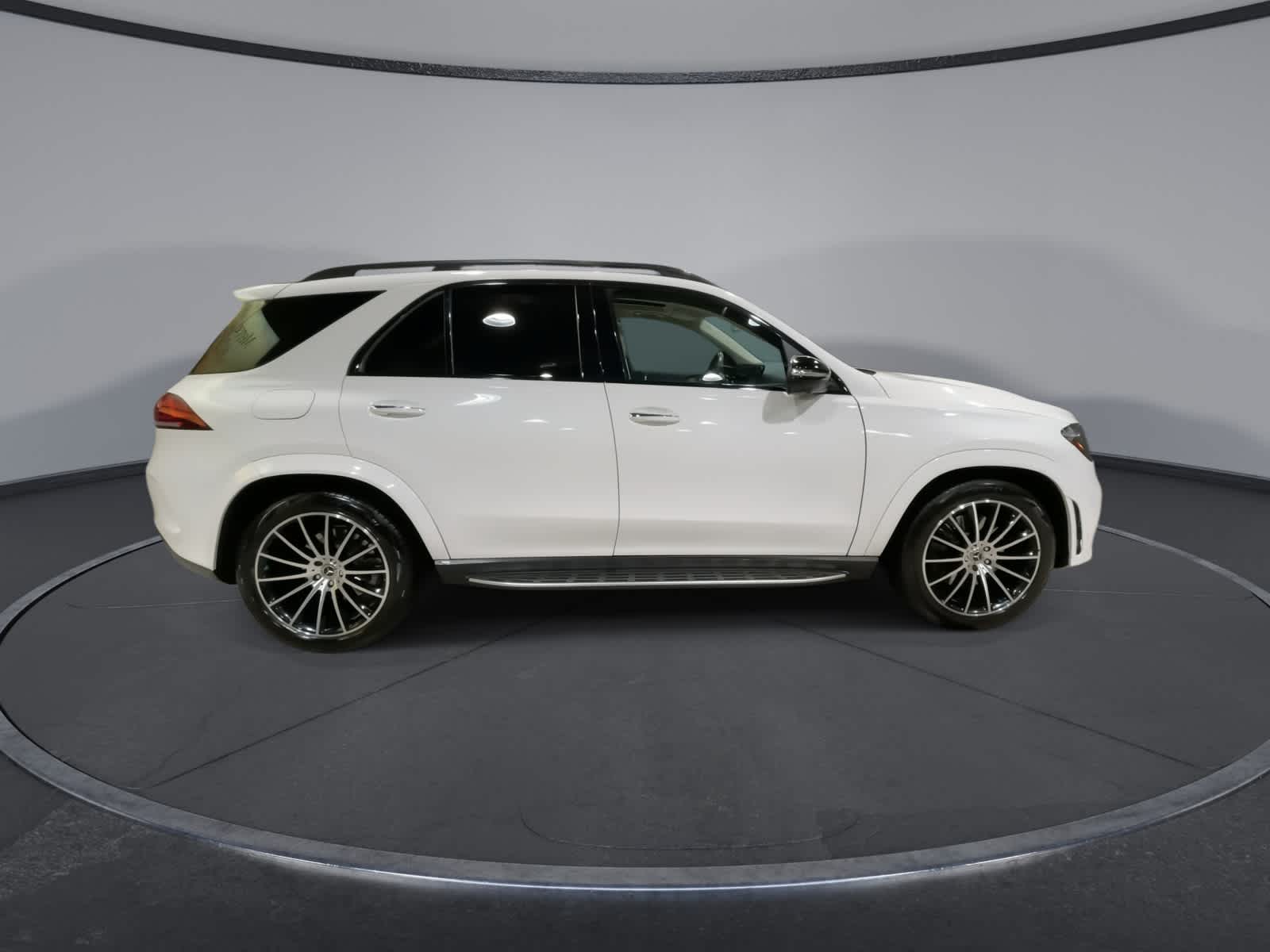 Thumbnail: 2020 Mercedes-Benz GLE - 13