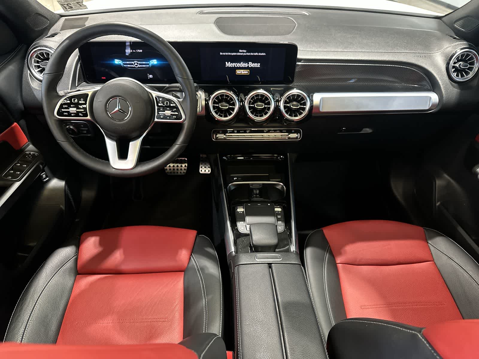 Thumbnail: 2022 Mercedes-Benz GLB - 22