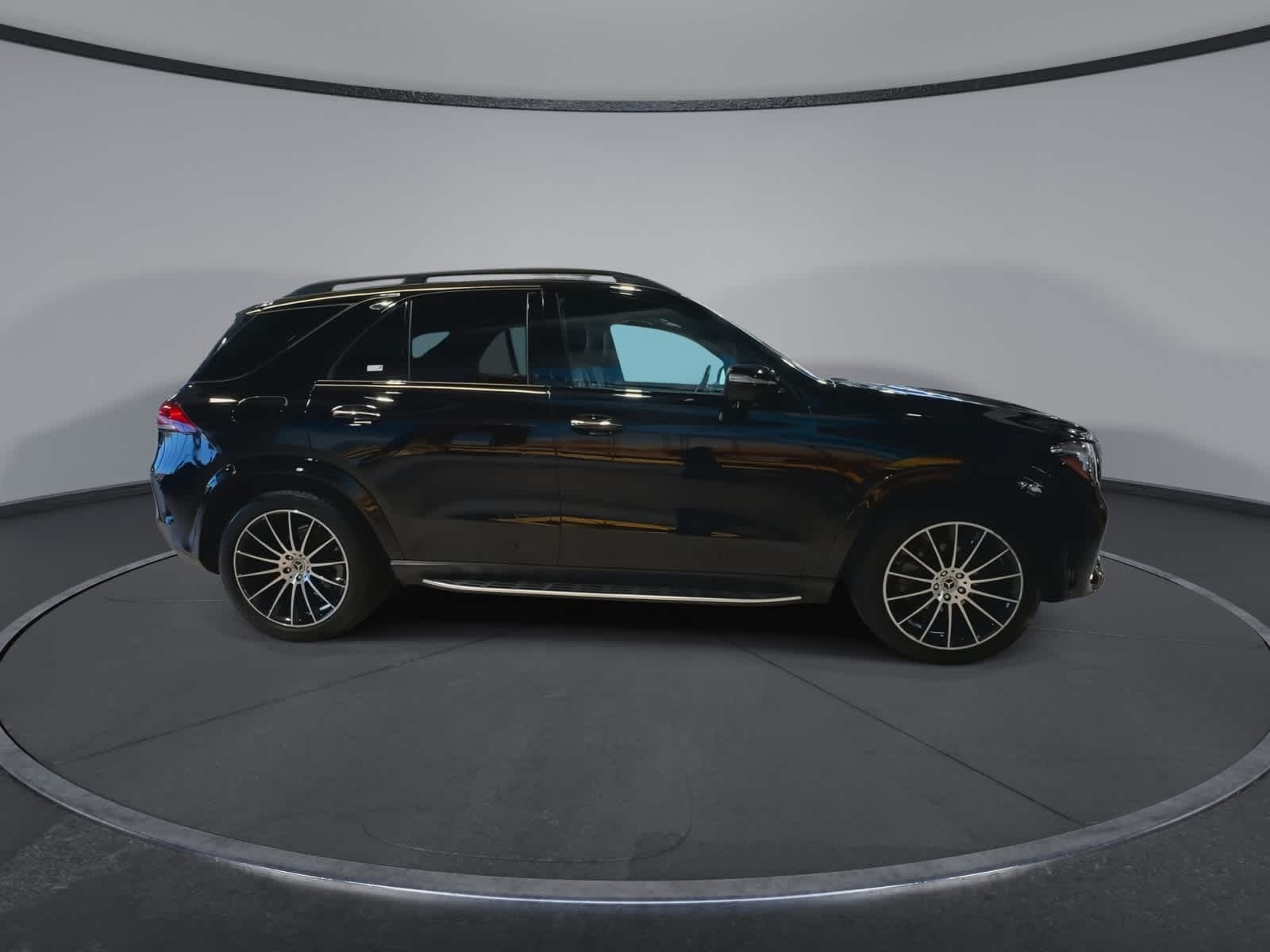 Thumbnail: 2023 Mercedes-Benz GLE - 13