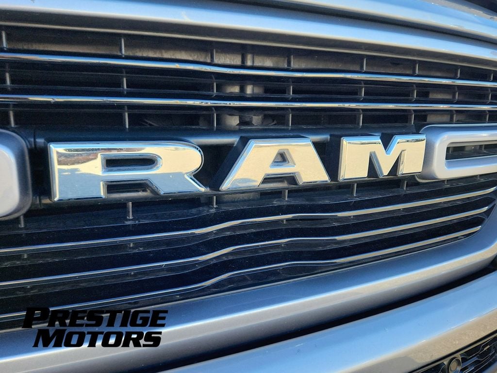 2019 RAM Ram 1500 Pickup Laramie - Photo 12