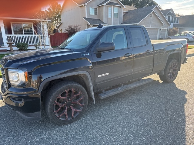 2017 GMC Sierra 1500 SLE's photo