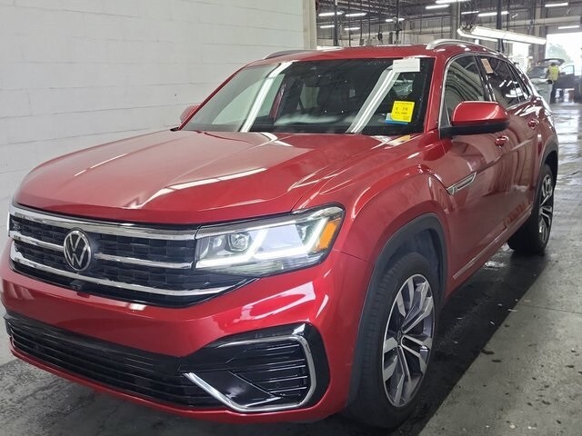 2021 Volkswagen Atlas Cross Sport V6 SEL Premium R-Line photo 2