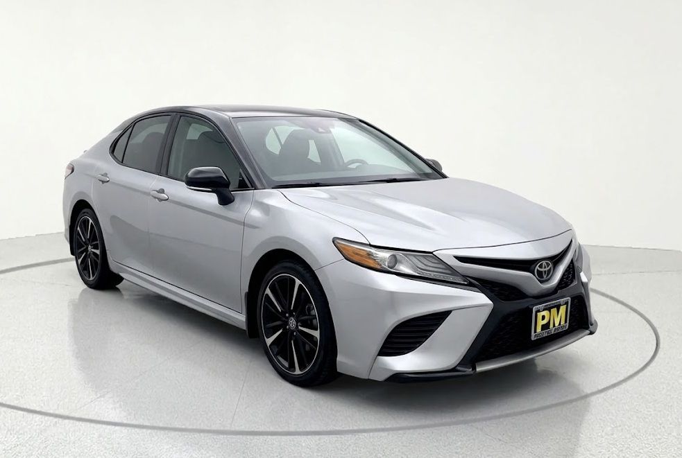 2019 Toyota Camry 2.5 Auto XSE's photo